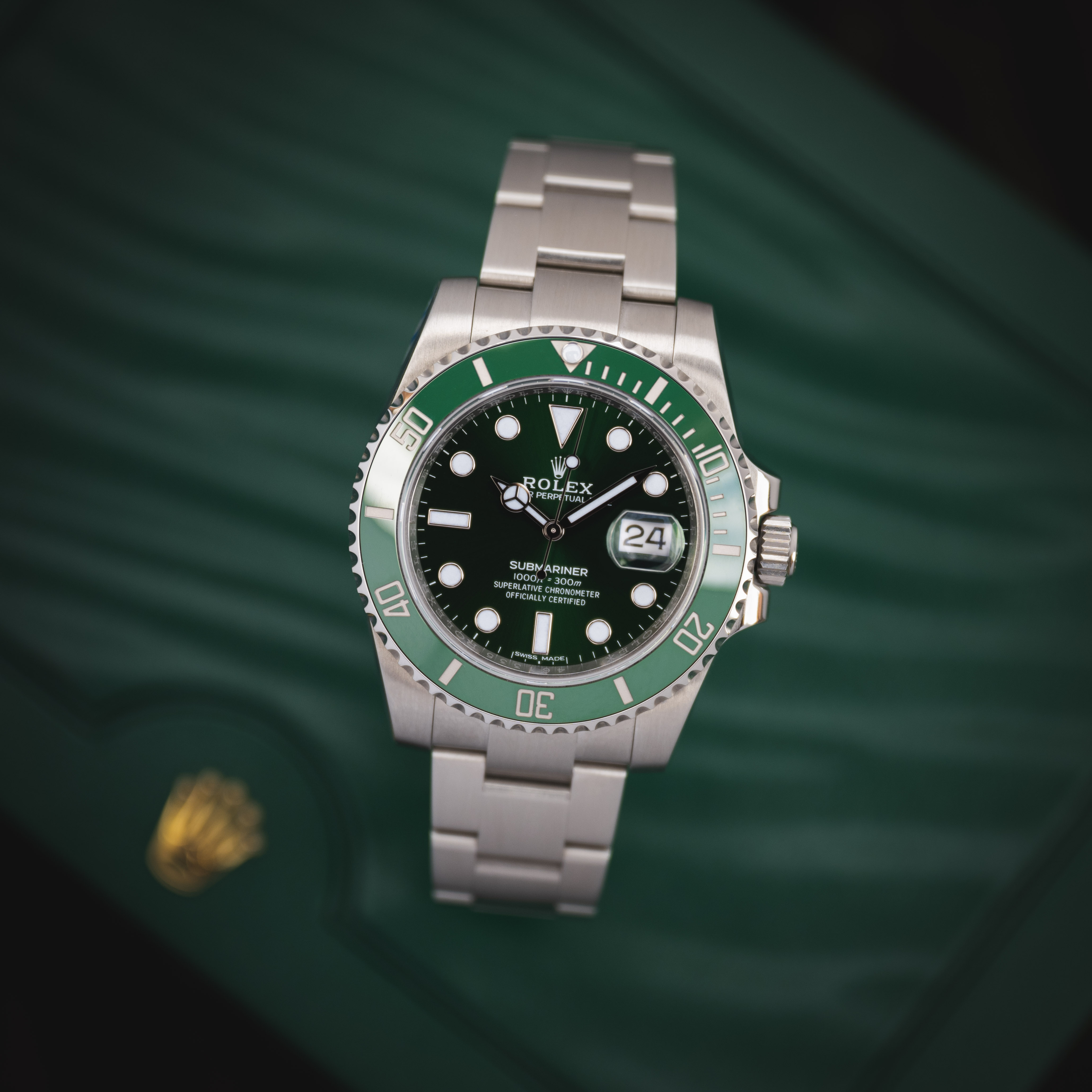 Rolex Submariner Hulk Thumbnail 5