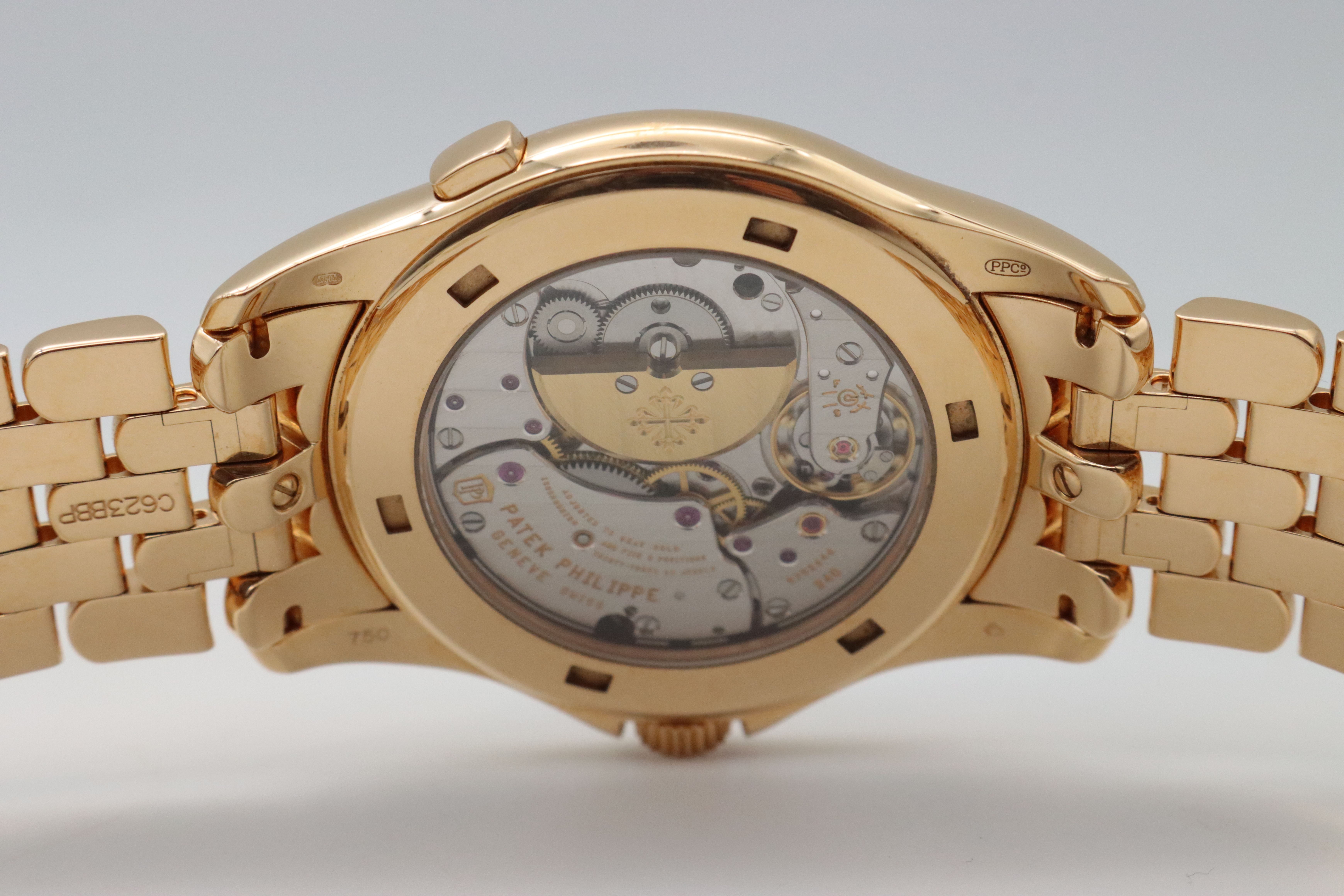 Patek Philippe World Time 5130/1R-011 Thumbnail 4