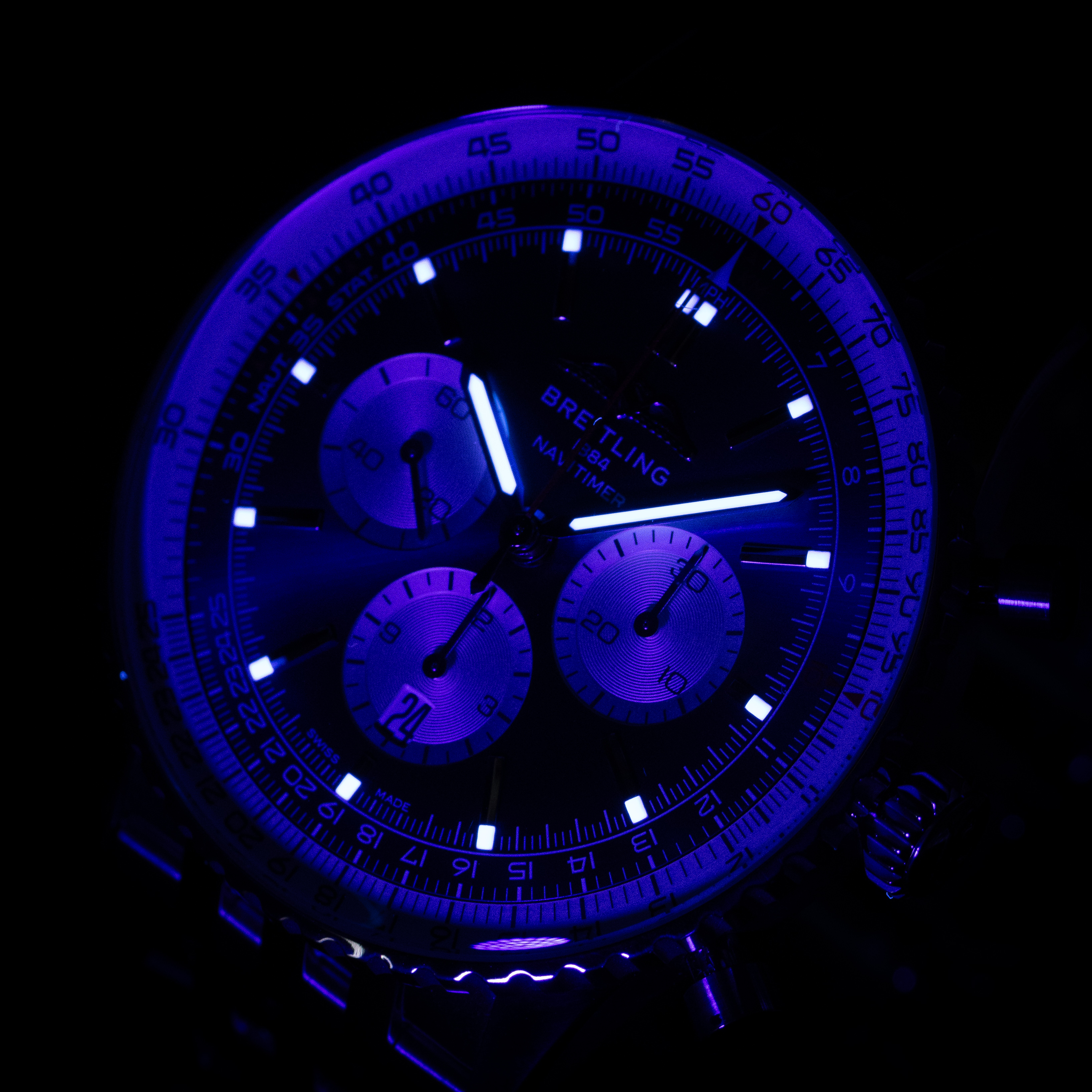 Breitling Navitimer B01 Chronograph 46 AB0137 Thumbnail 5