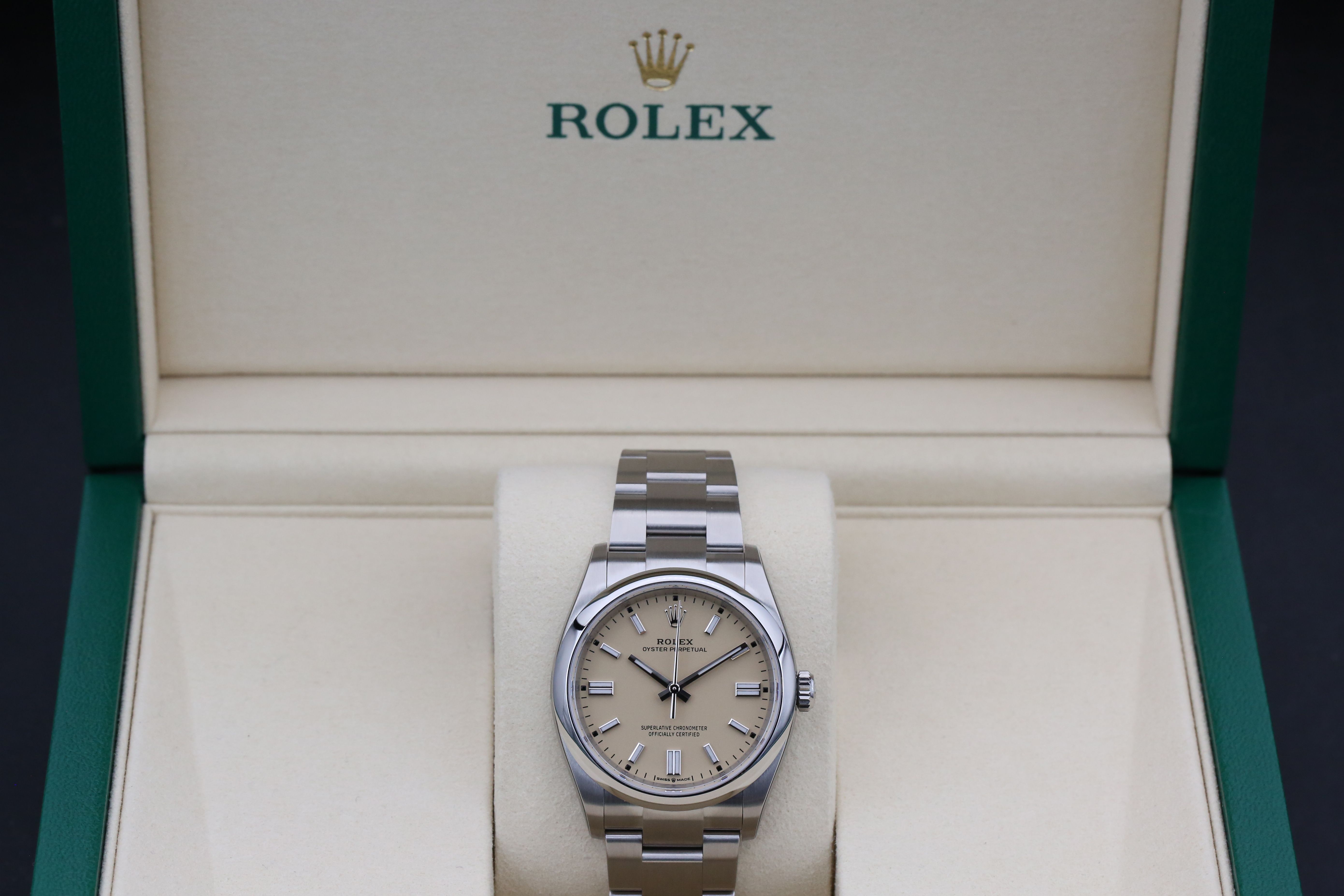Rolex Oyster Perpetual 126000 Thumbnail 4