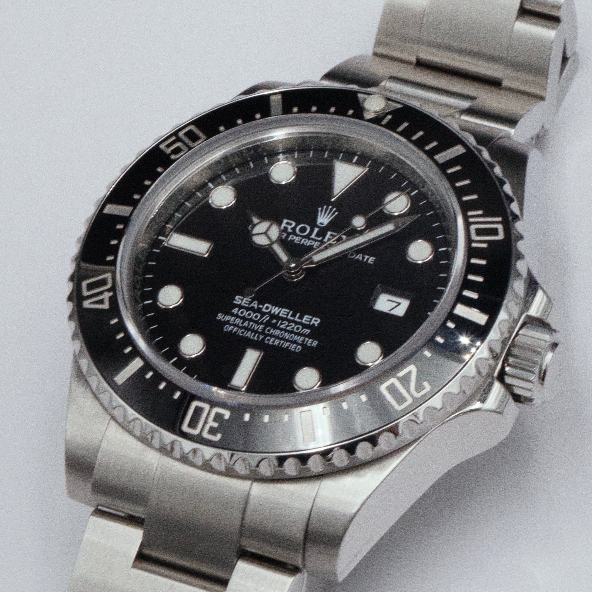 Rolex Sea-Dweller 4000 116600 Thumbnail 3