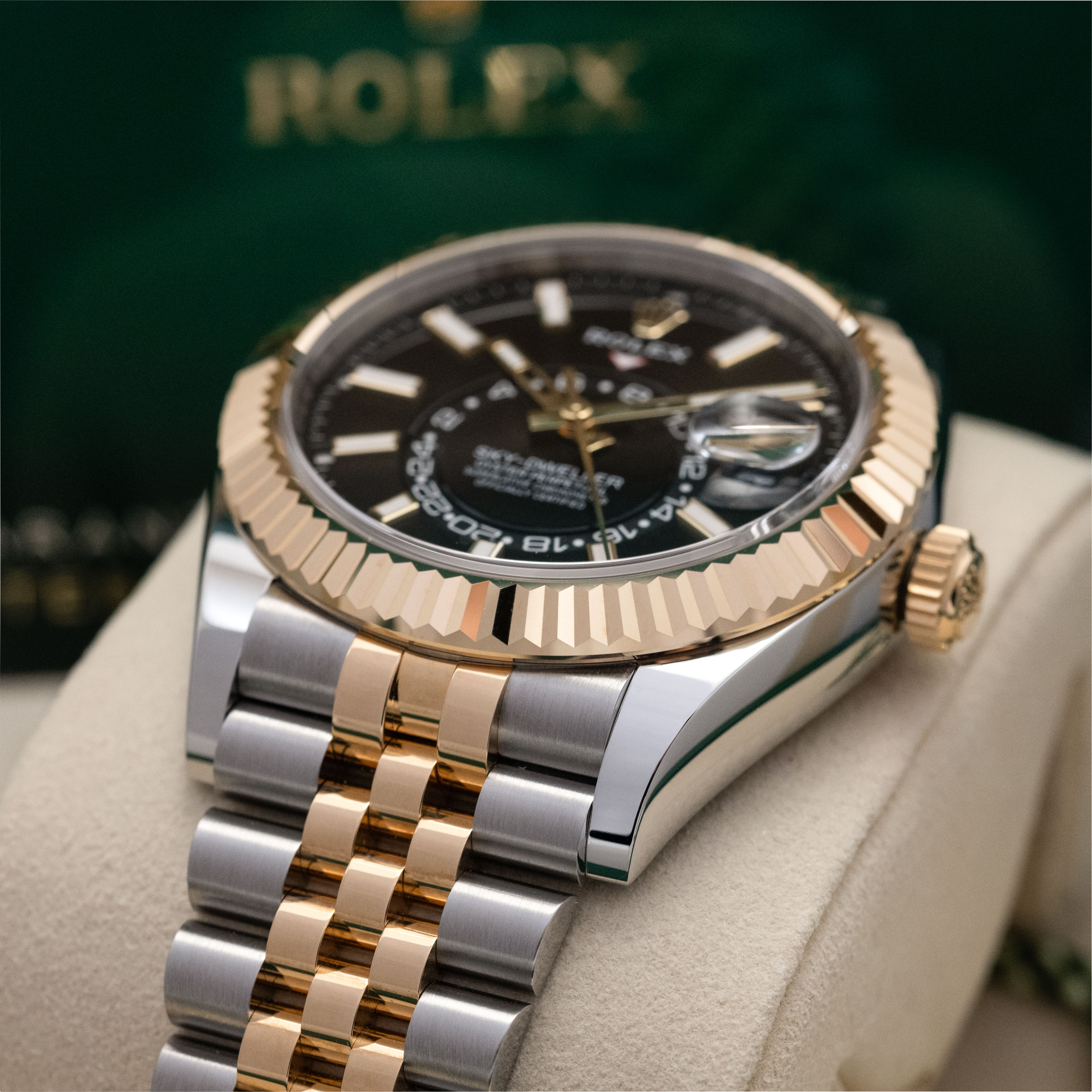 Rolex Sky-Dweller 336933 Thumbnail 5