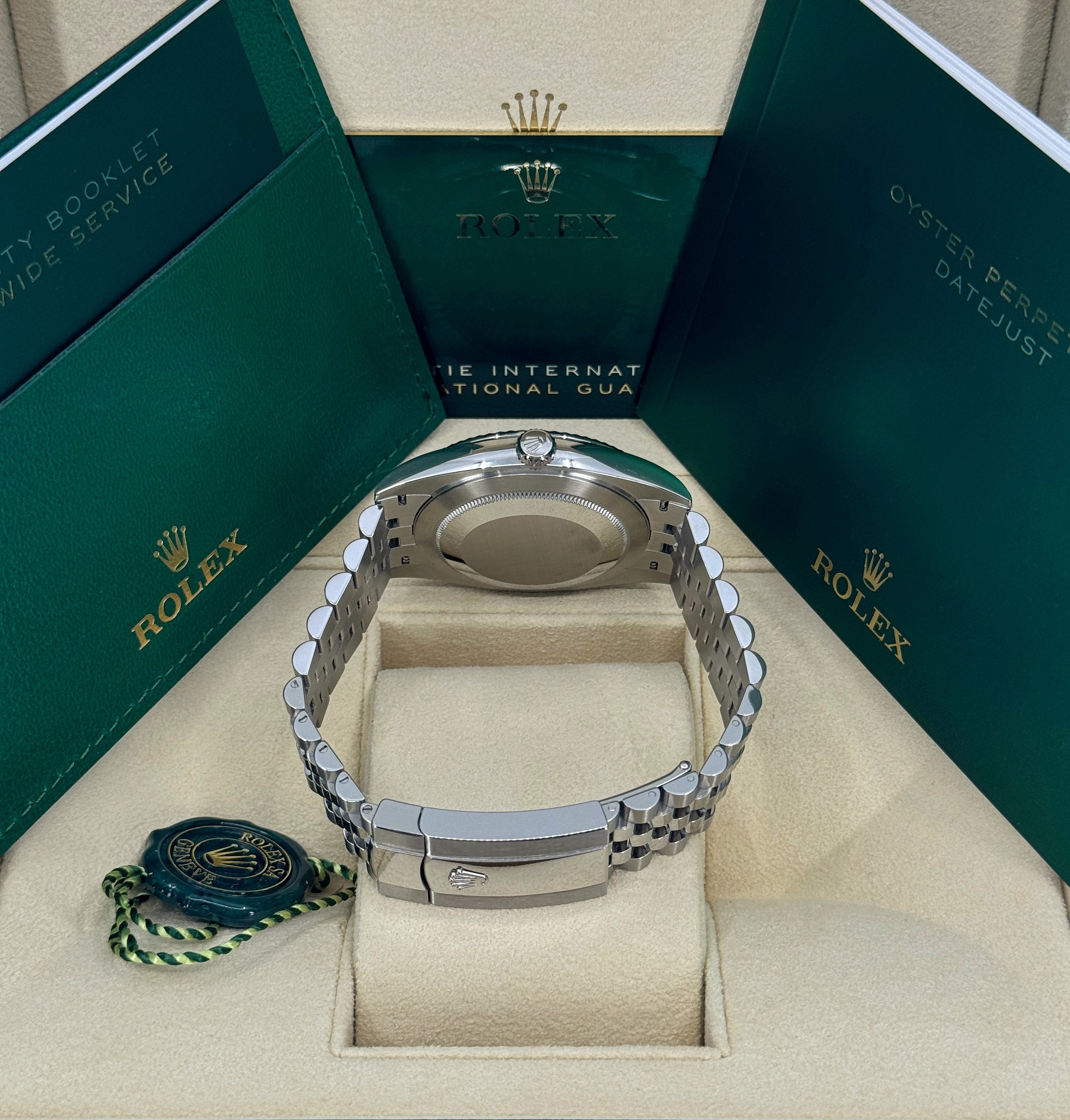 Rolex Datejust 41 126334 Thumbnail 4