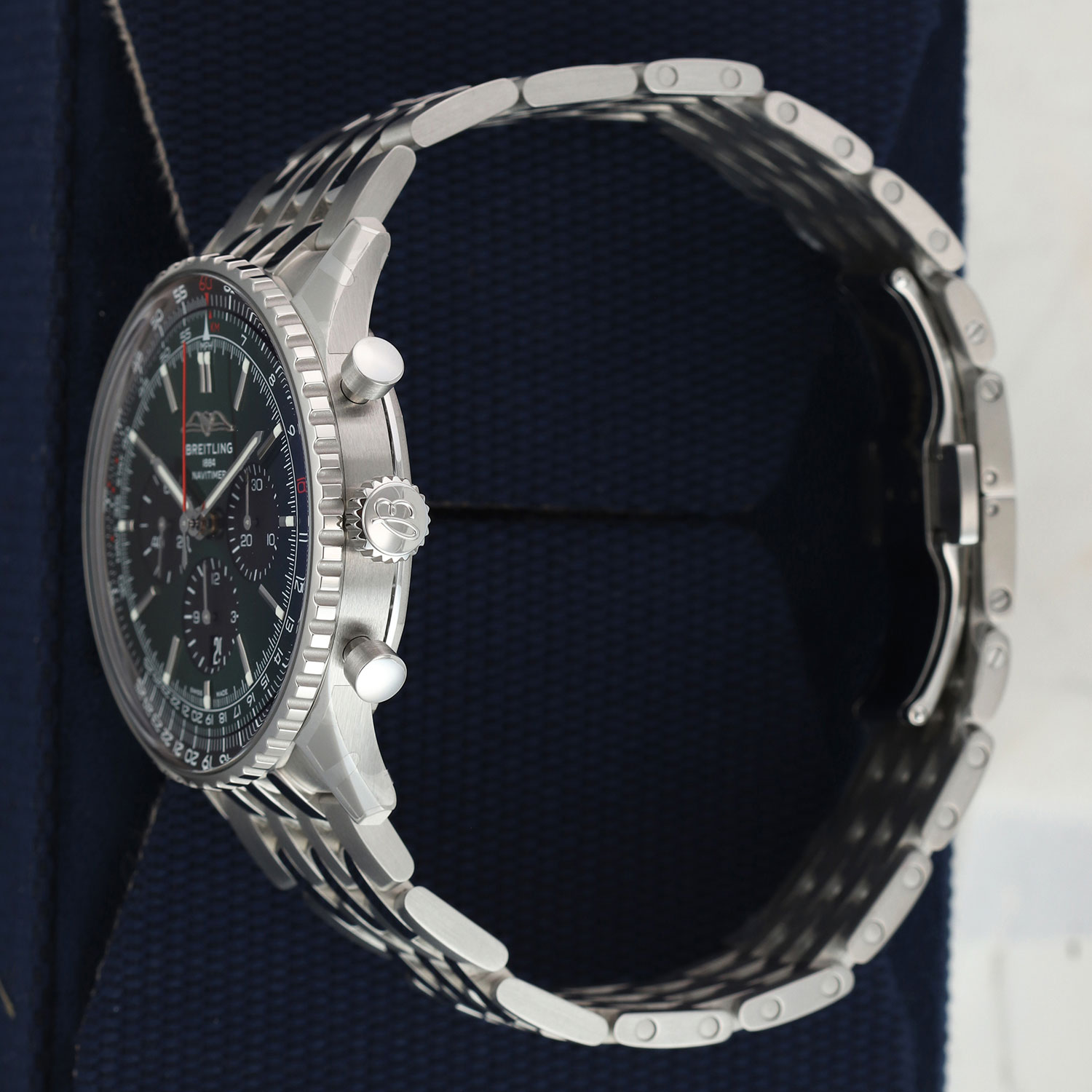 Breitling Navitimer B01 Chronograph 46 AB0137 Thumbnail 3