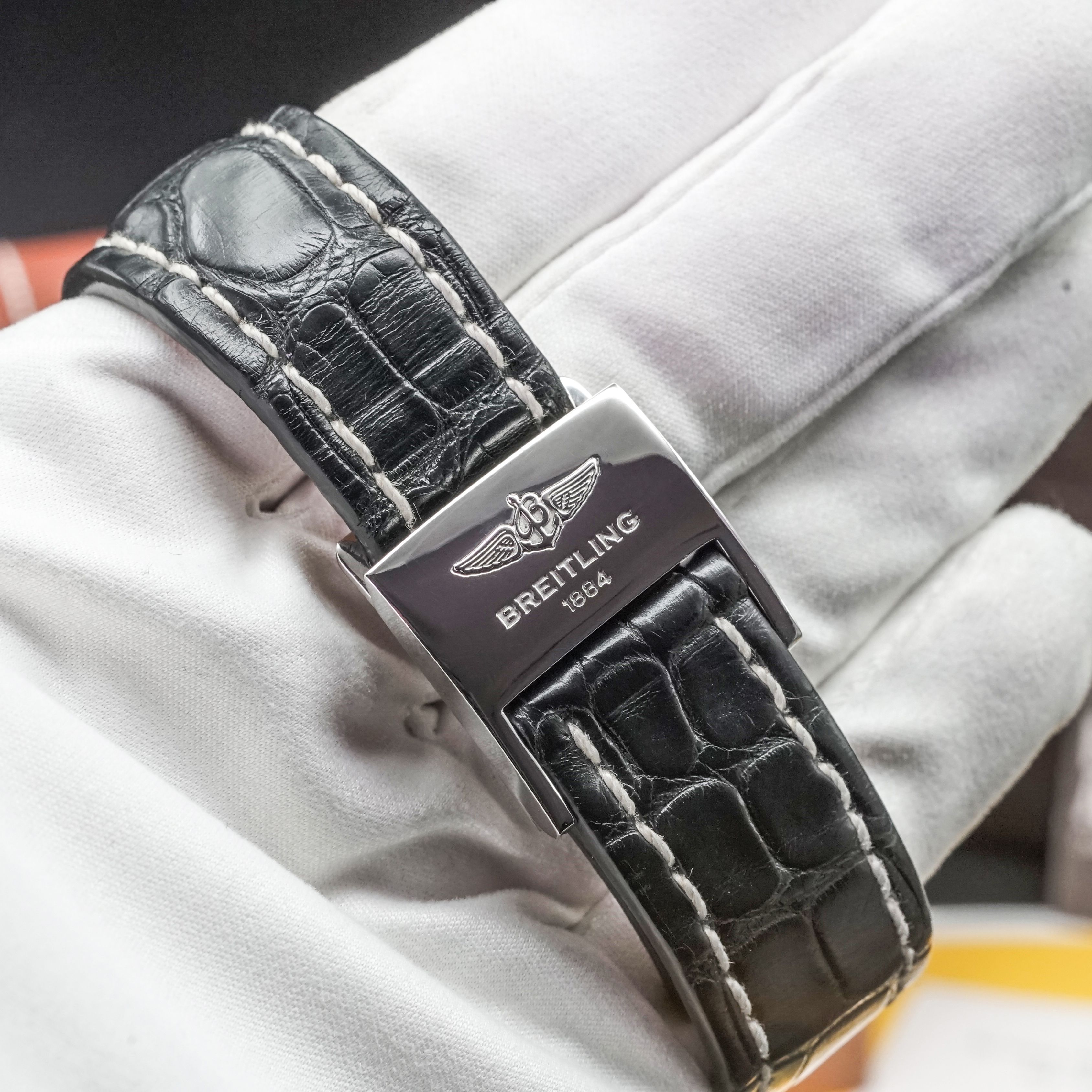 Breitling Chronomat 44 CB0110 Thumbnail 3