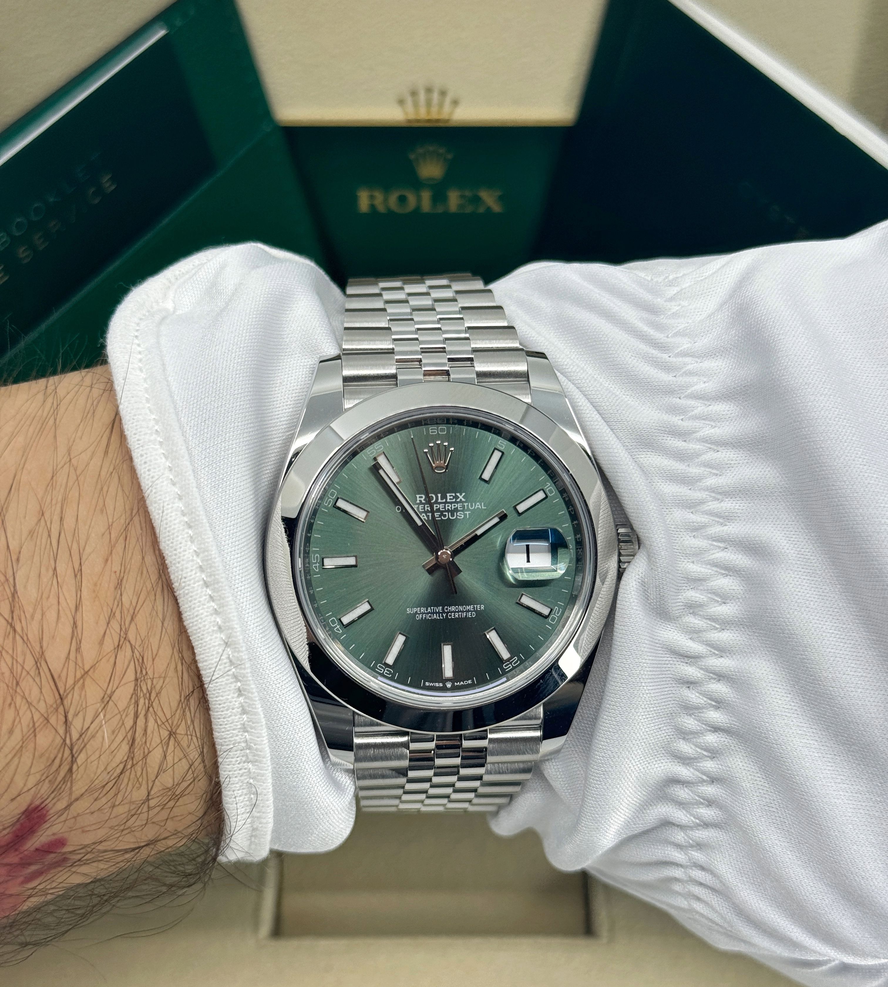 Rolex Datejust 41 126300 Thumbnail 5