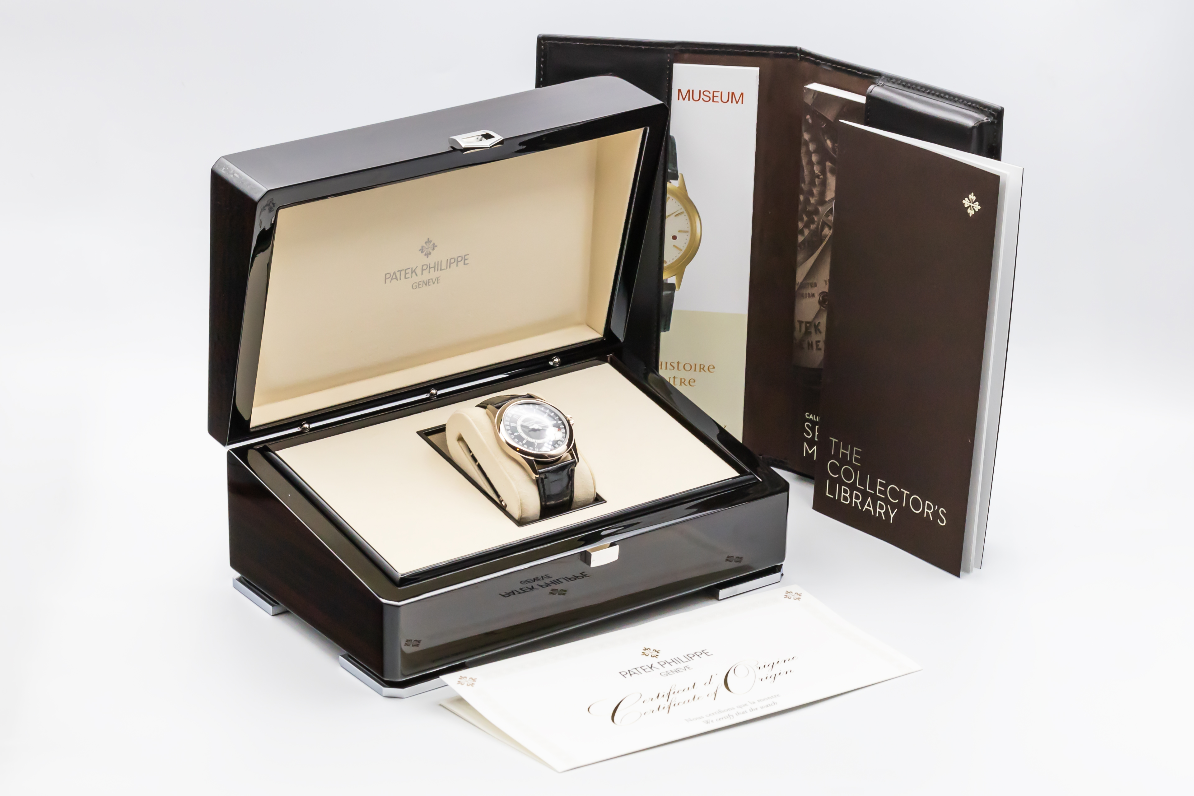 Patek Philippe Calatrava 6006G-001 Thumbnail 7