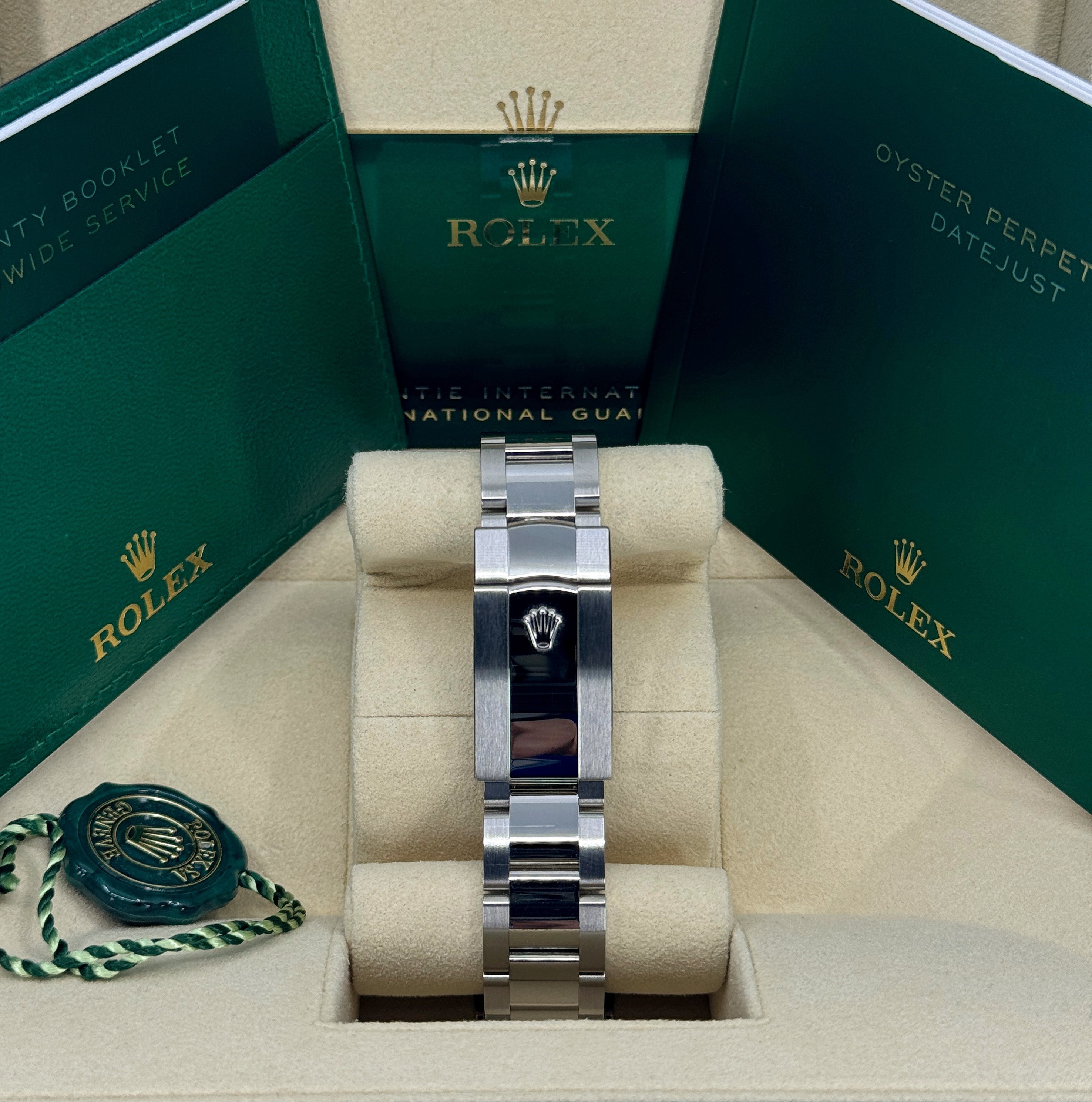 Rolex Datejust 41 126334 Thumbnail 3