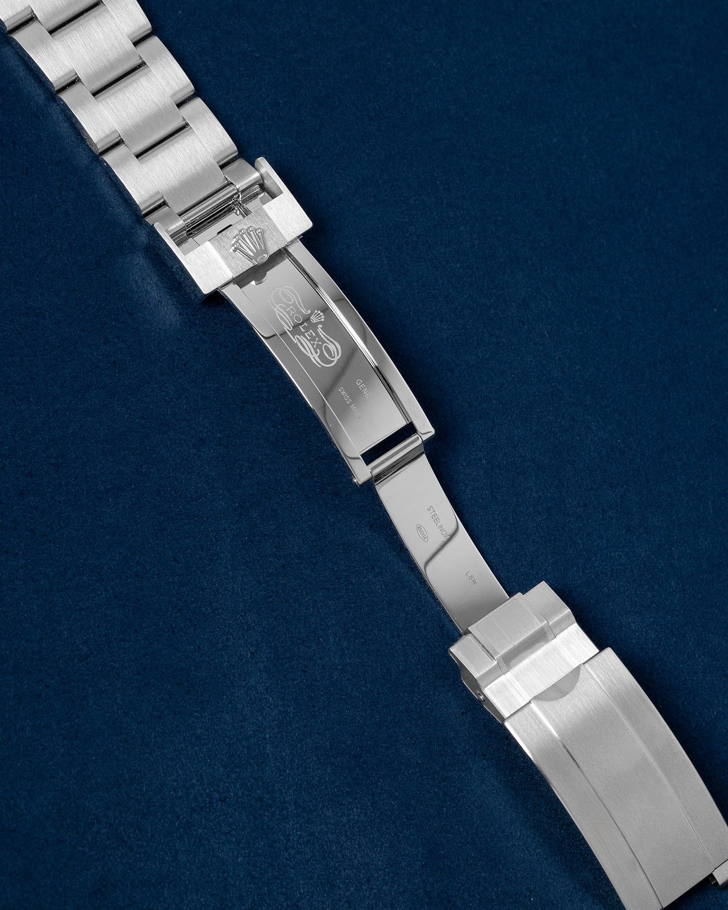 Rolex Submariner 126610 LN Thumbnail 3