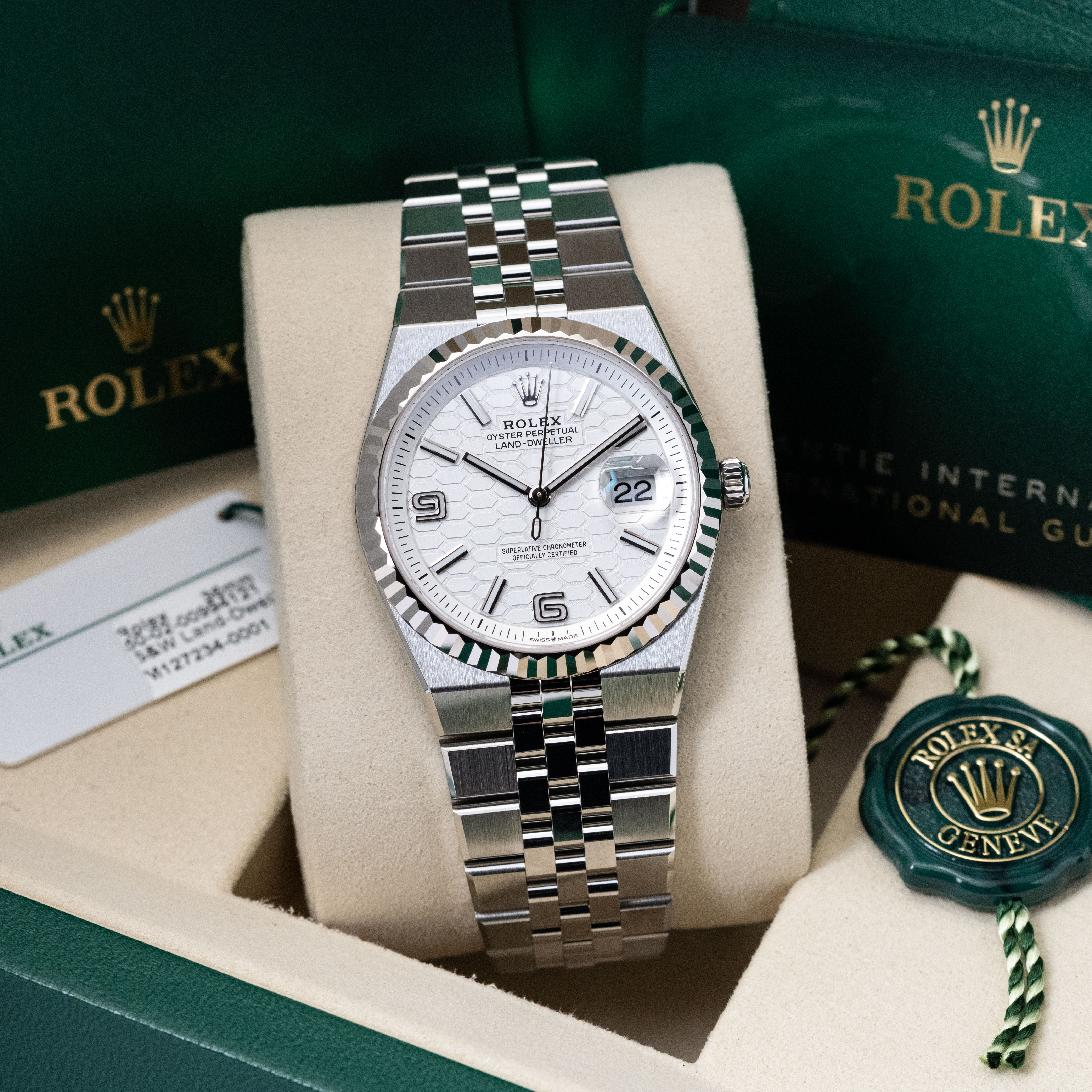 Rolex Land-Dweller 36 127234 Thumbnail 6