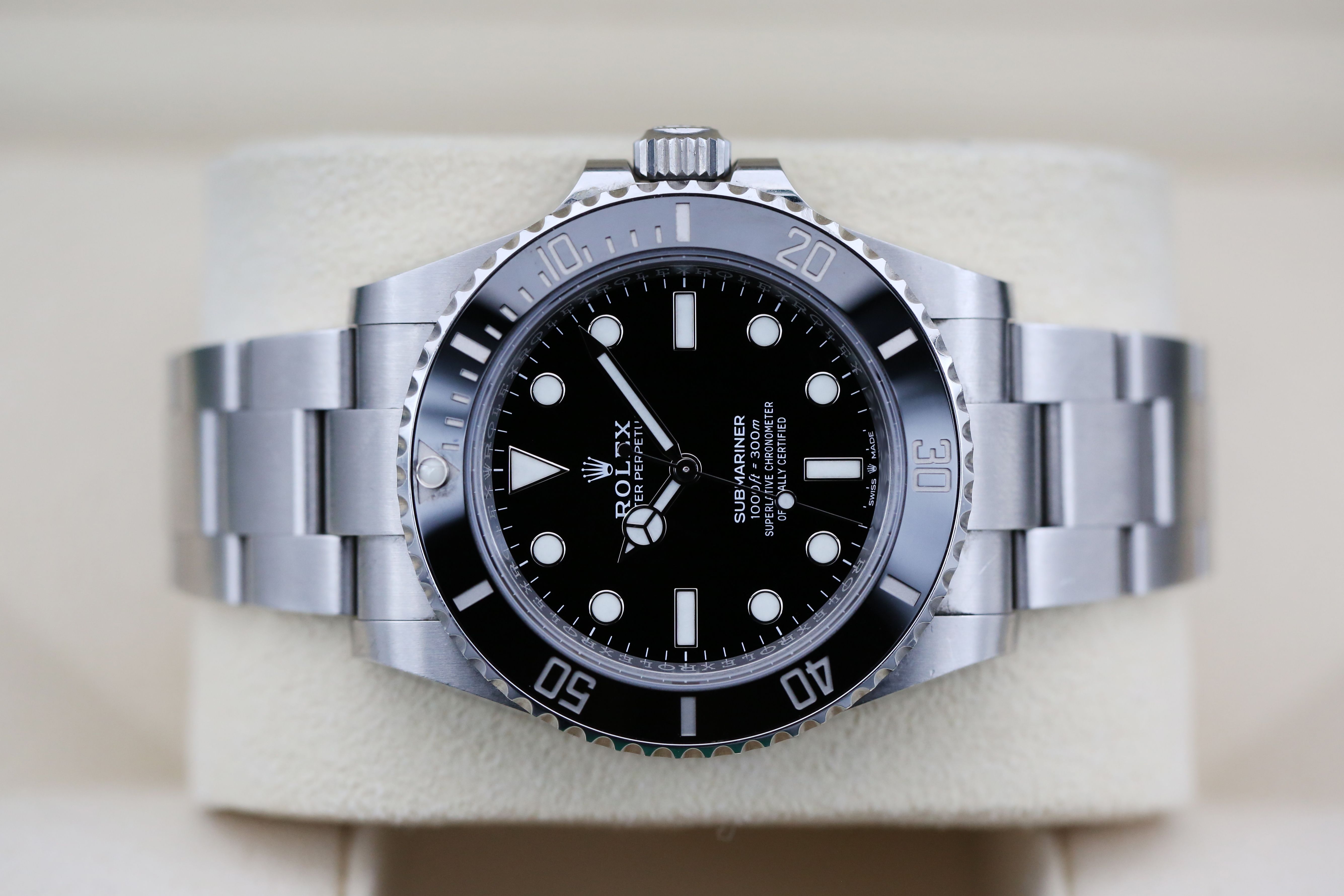 Rolex Submariner 124060 Thumbnail 5