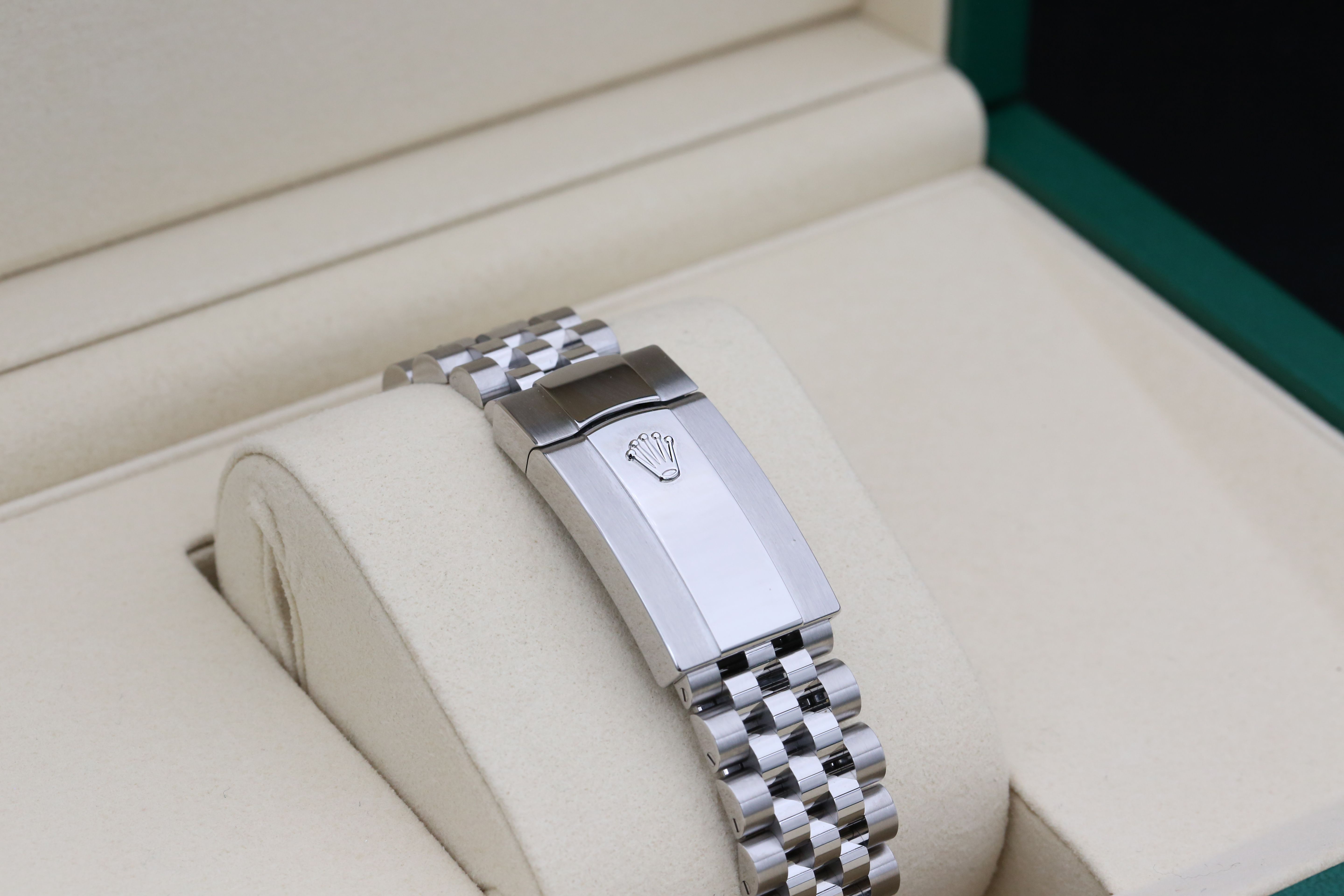 Rolex Datejust 41 126334 Thumbnail 3