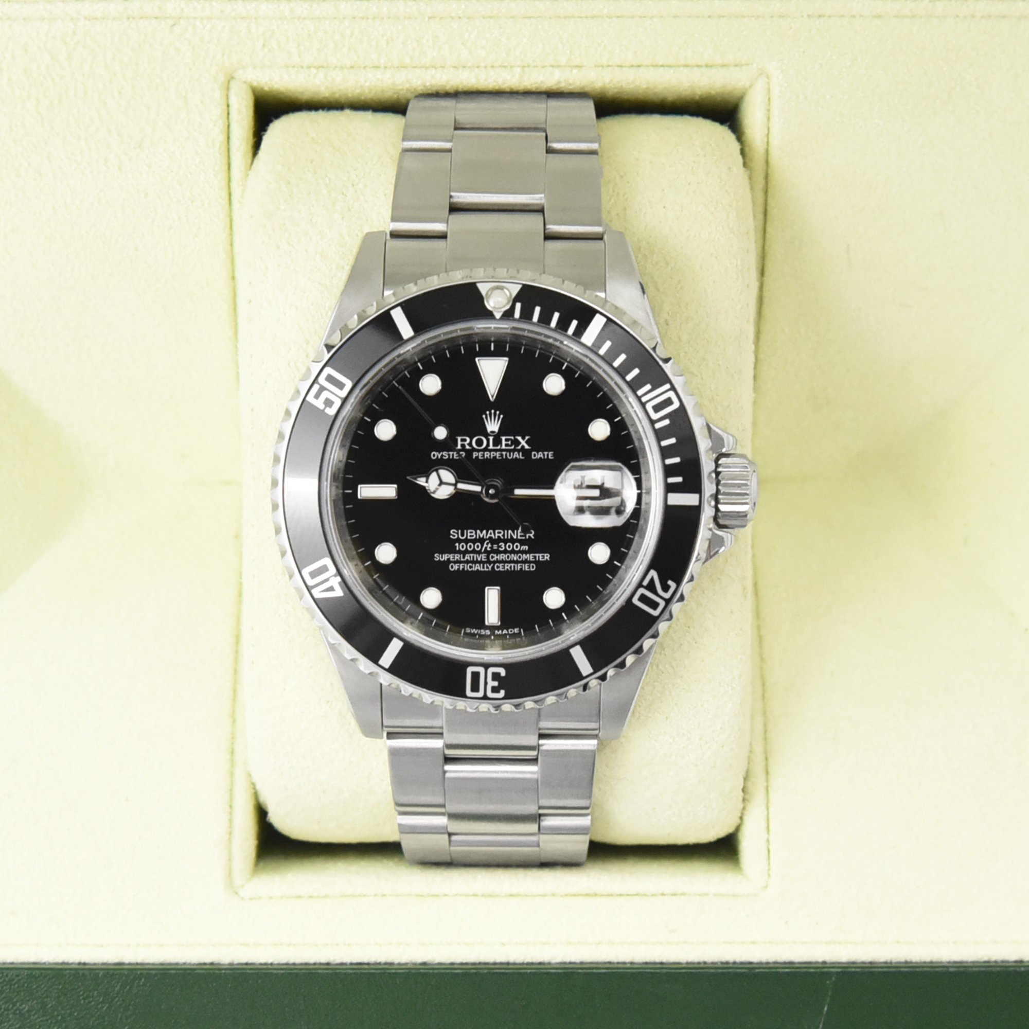 Rolex Submariner 16610 Thumbnail 4