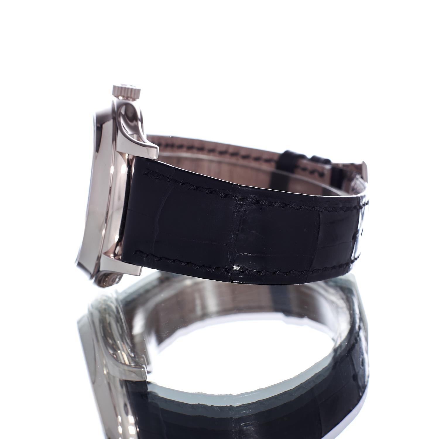 Patek Philippe Annual Calendar 5250G Thumbnail 2