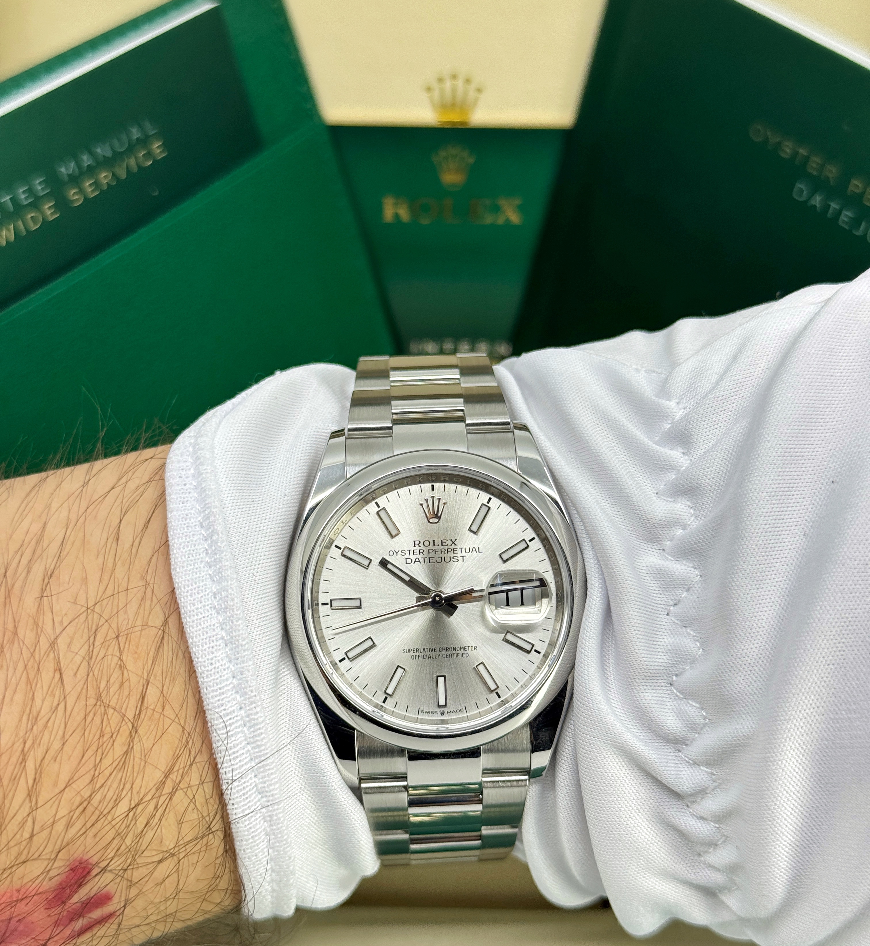 Rolex Datejust 126200 Thumbnail 5