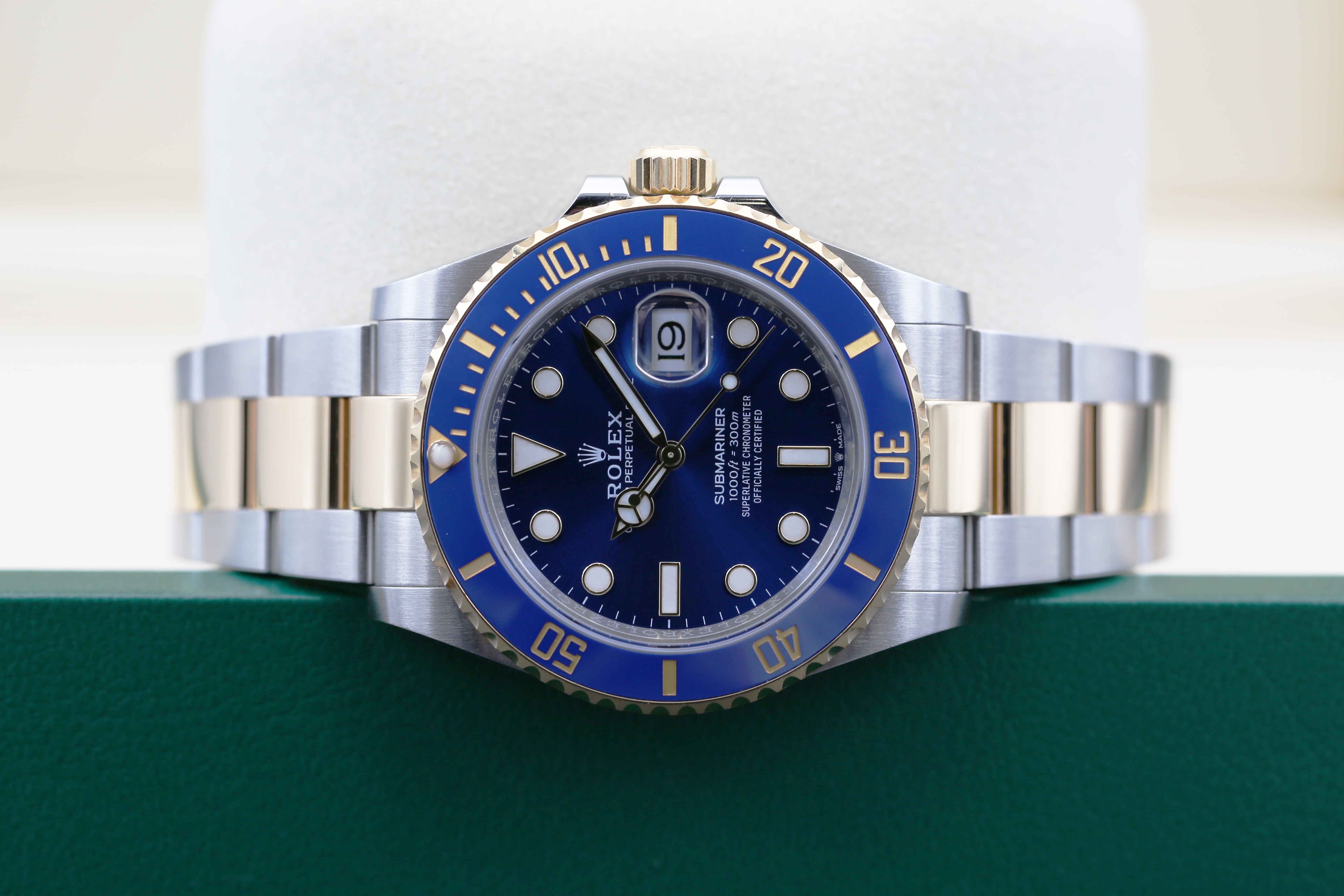 Rolex Submariner 126613 LB Thumbnail 5