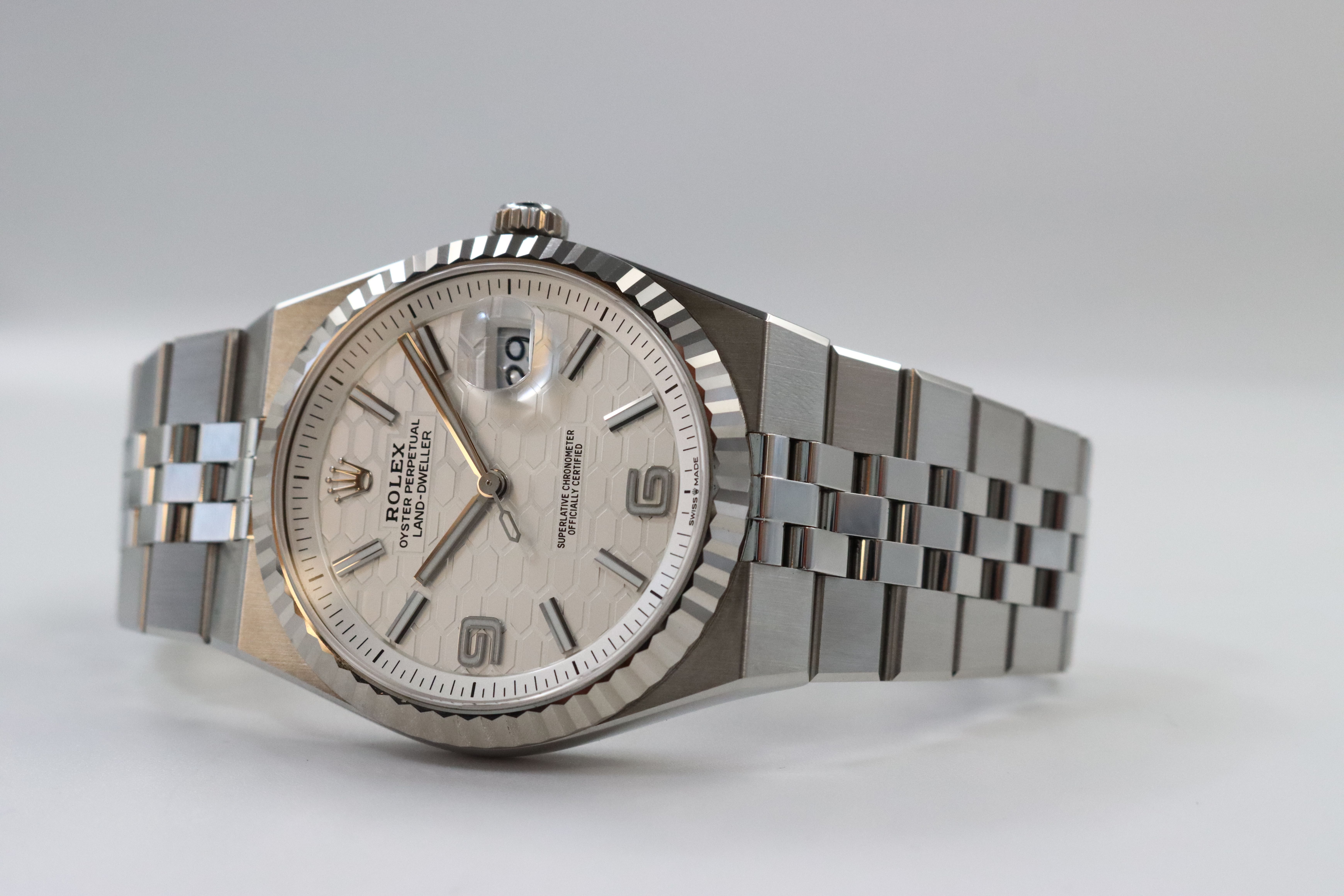 Rolex Land-Dweller 40 127334 Thumbnail 6