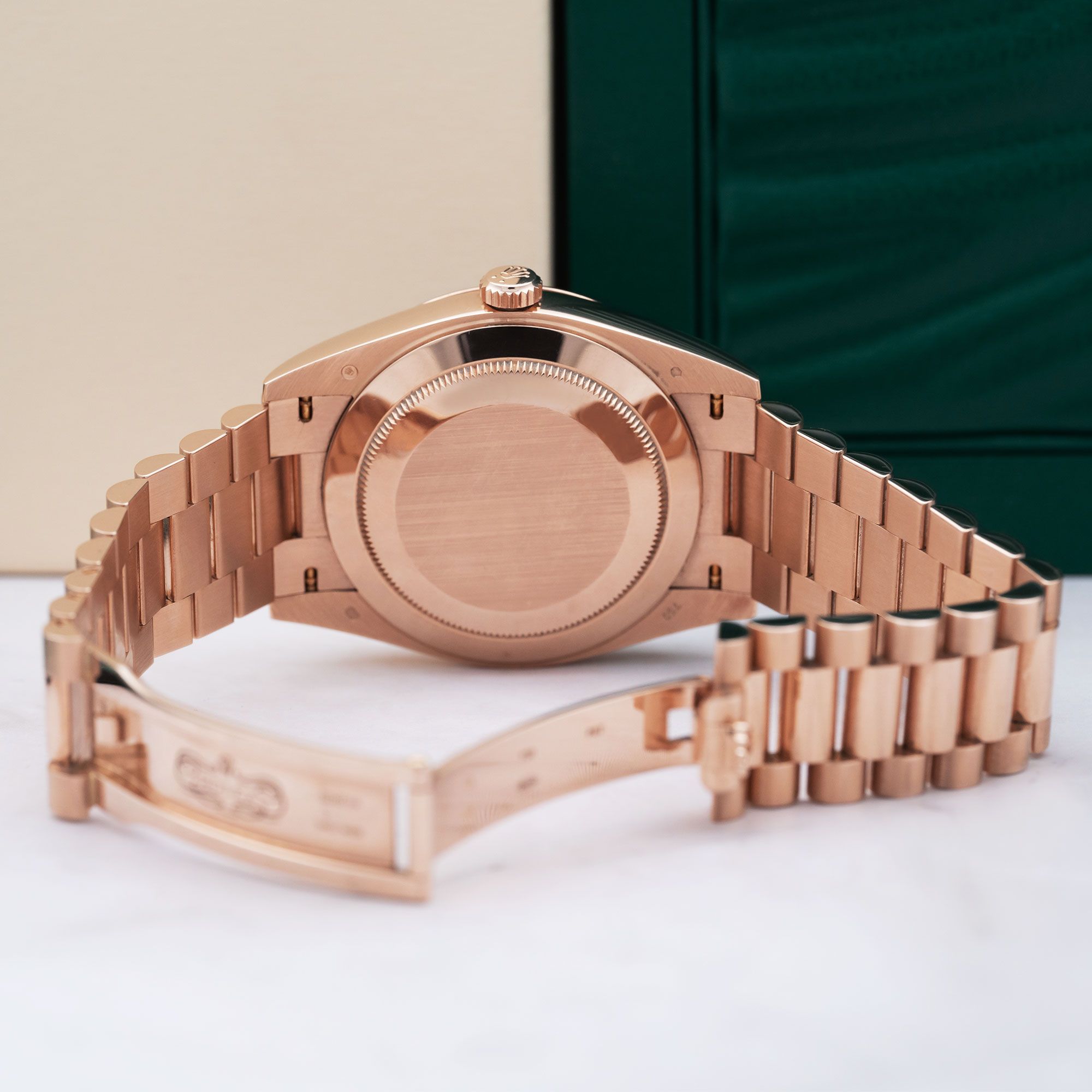 Rolex Day-Date 40 228235 Thumbnail 4