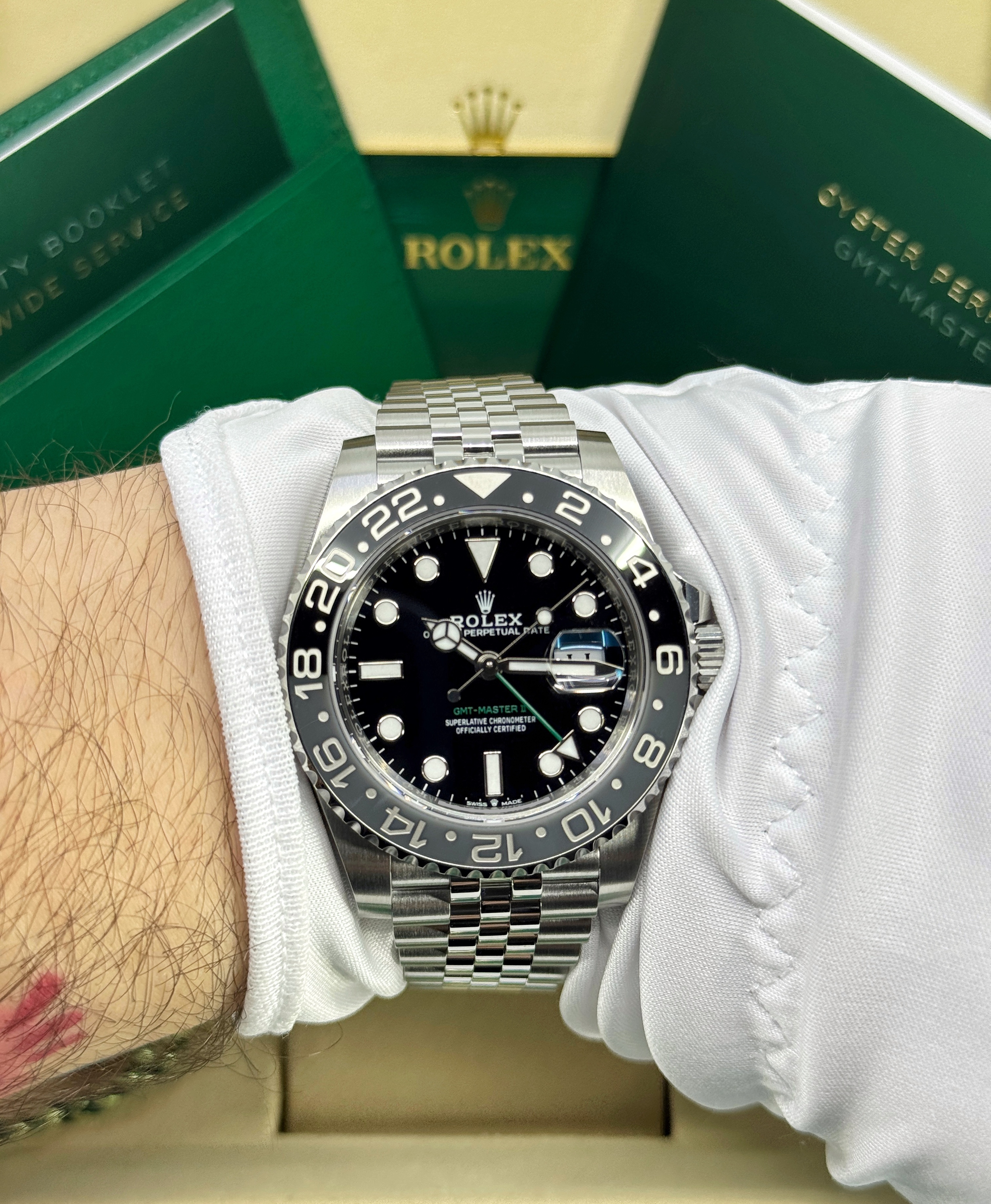 Rolex GMT Master II 126710 GRNR Thumbnail 5