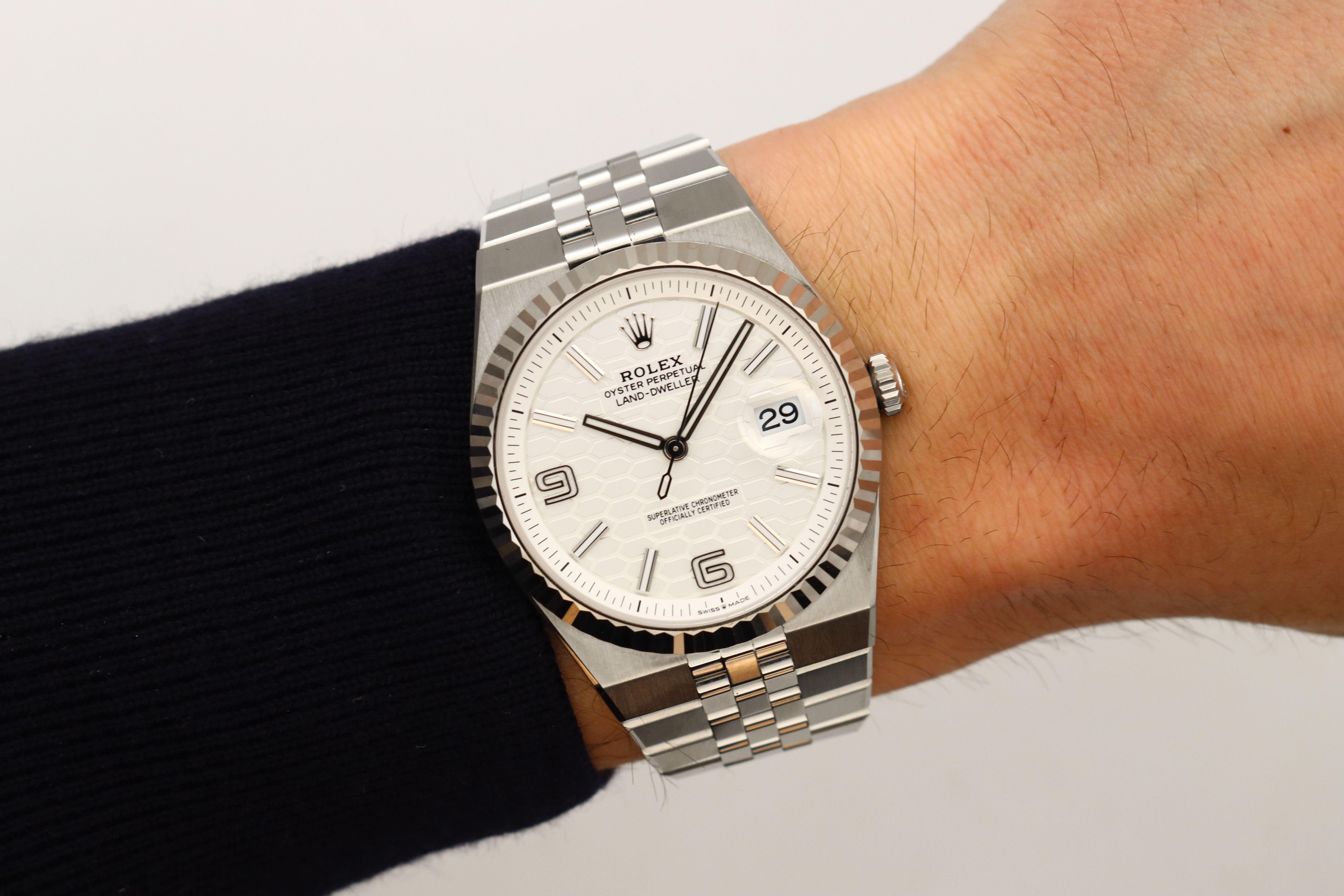 Rolex Land-Dweller 40 127334 Thumbnail 5