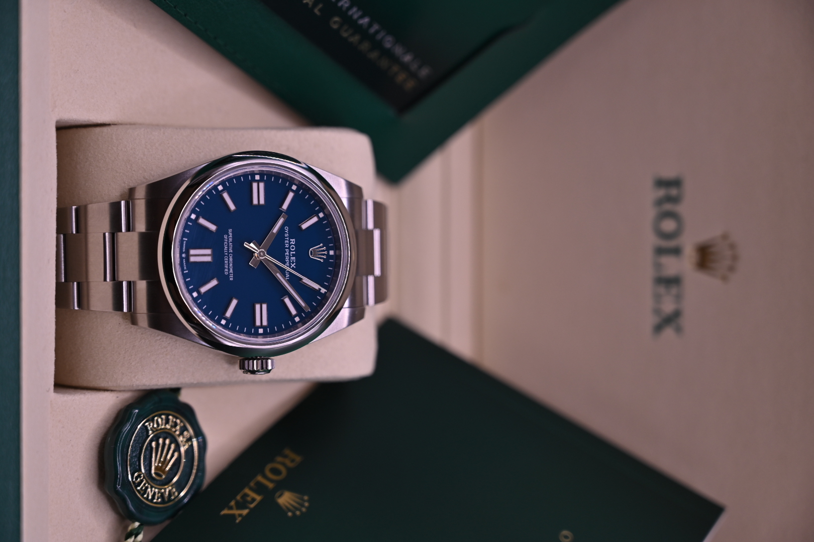 Rolex Oyster Perpetual 41 134300 Thumbnail 2