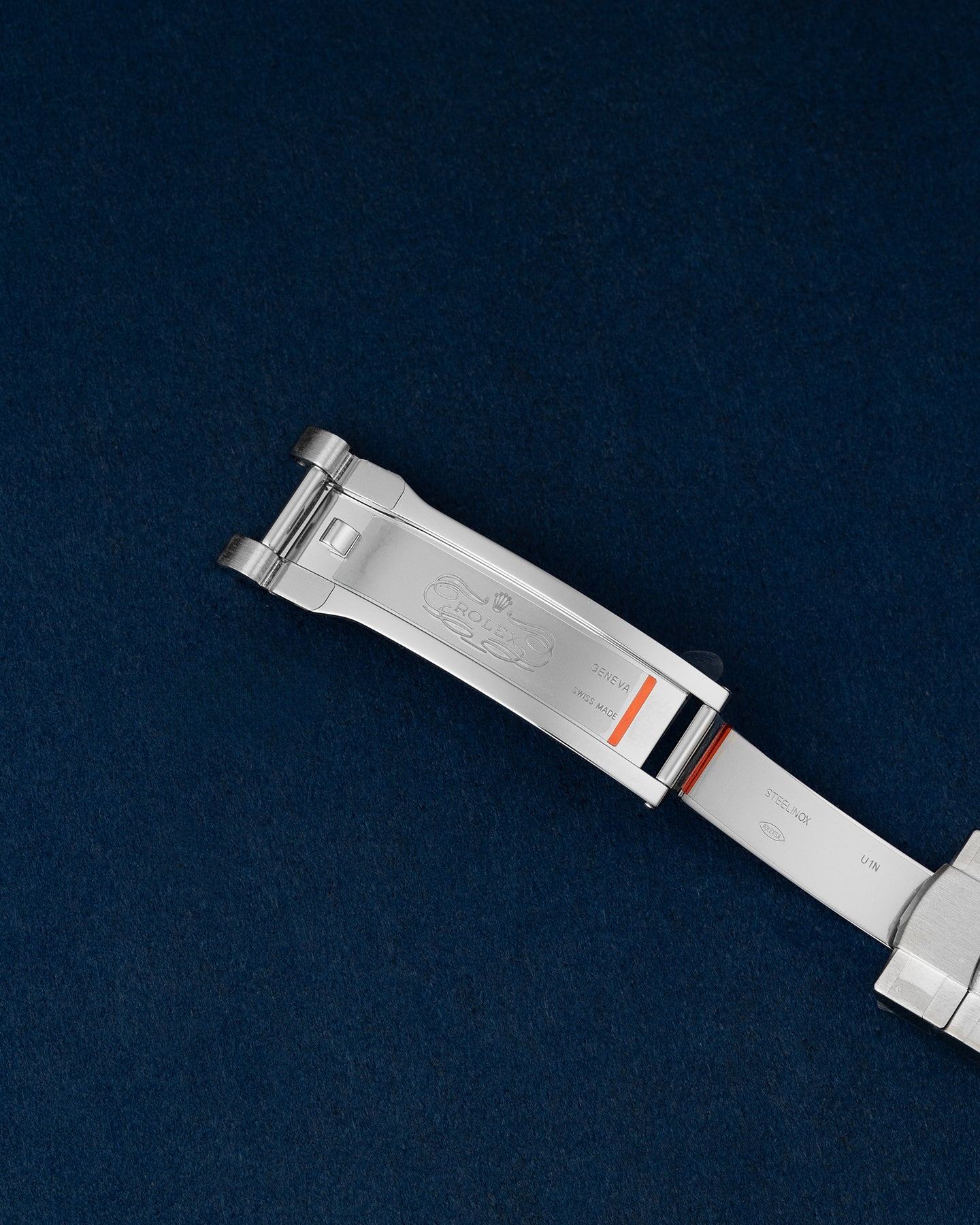 Rolex Oyster Perpetual 116000 Thumbnail 3