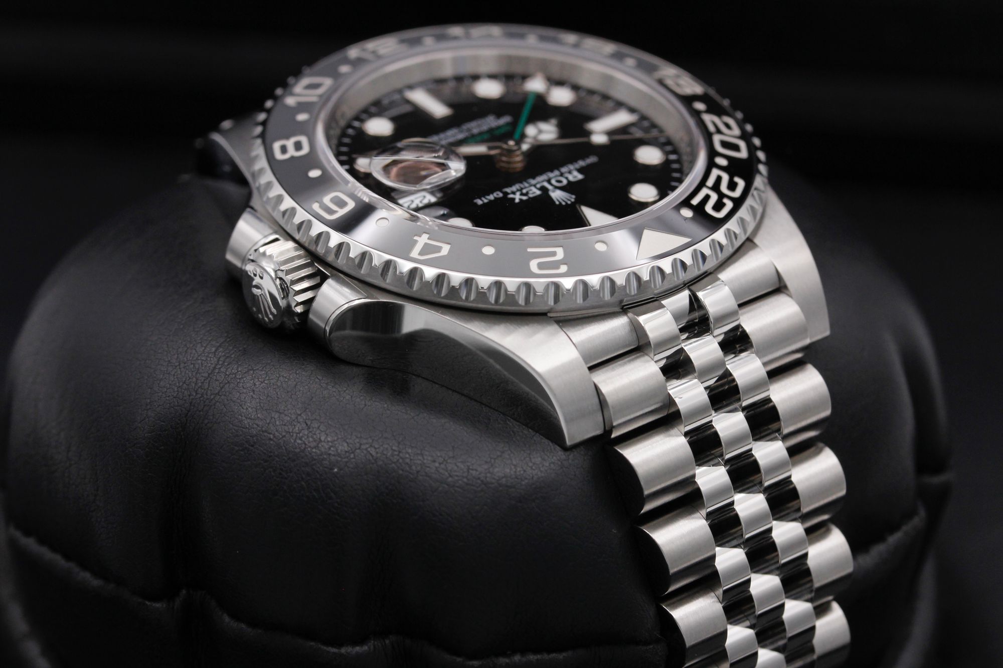 Rolex GMT Master II 126710 GRNR Thumbnail 4