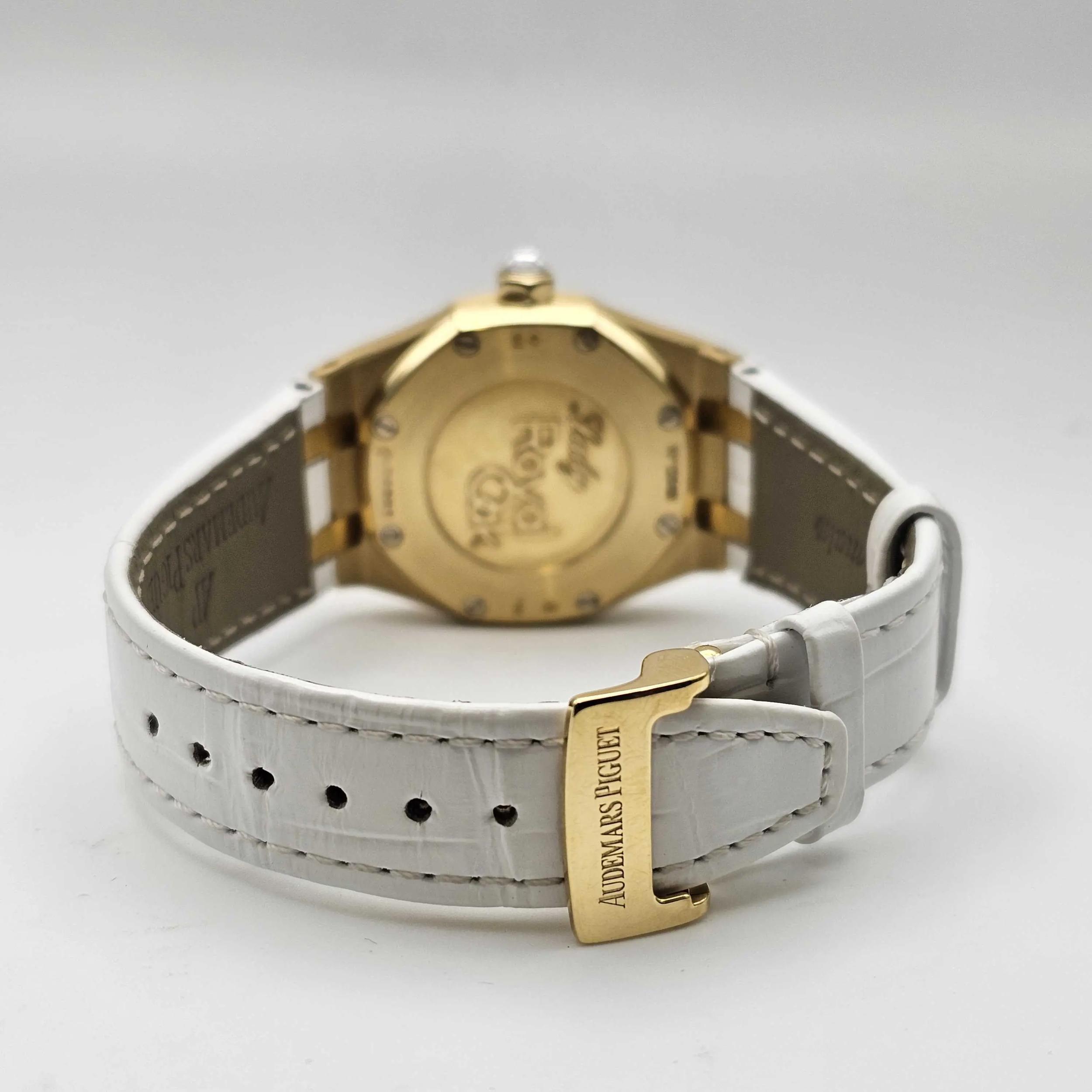 Audemars Piguet Royal Oak 77321BA.ZZ.D012CR.01 Thumbnail 3
