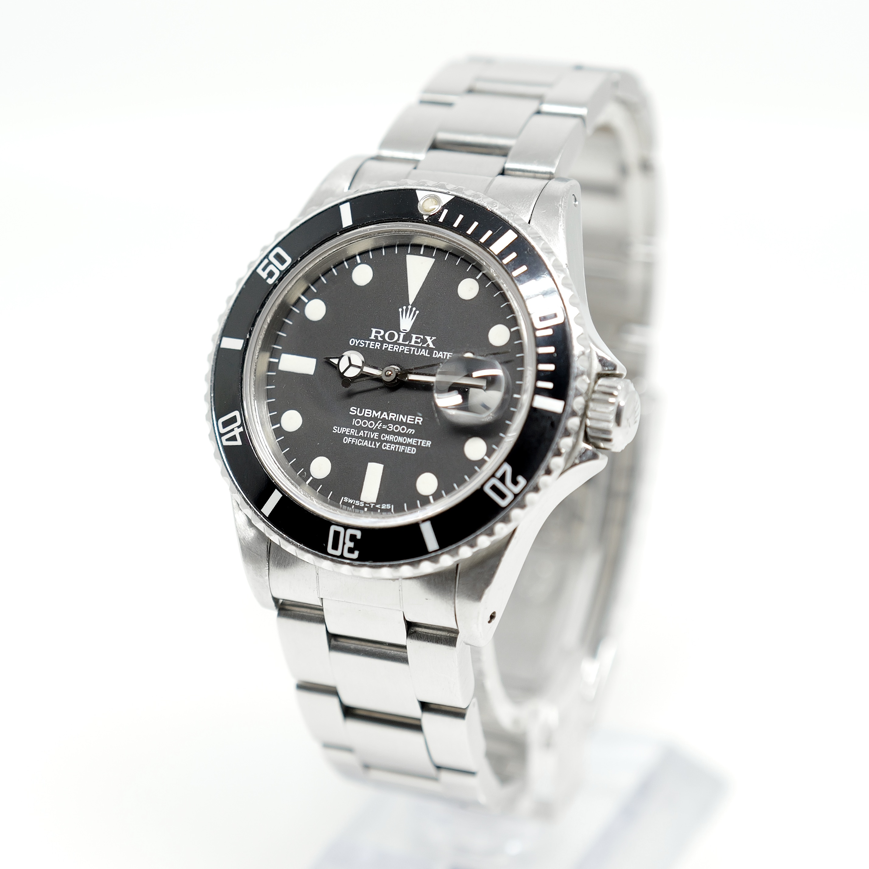 Rolex Submariner 16800 Thumbnail 2