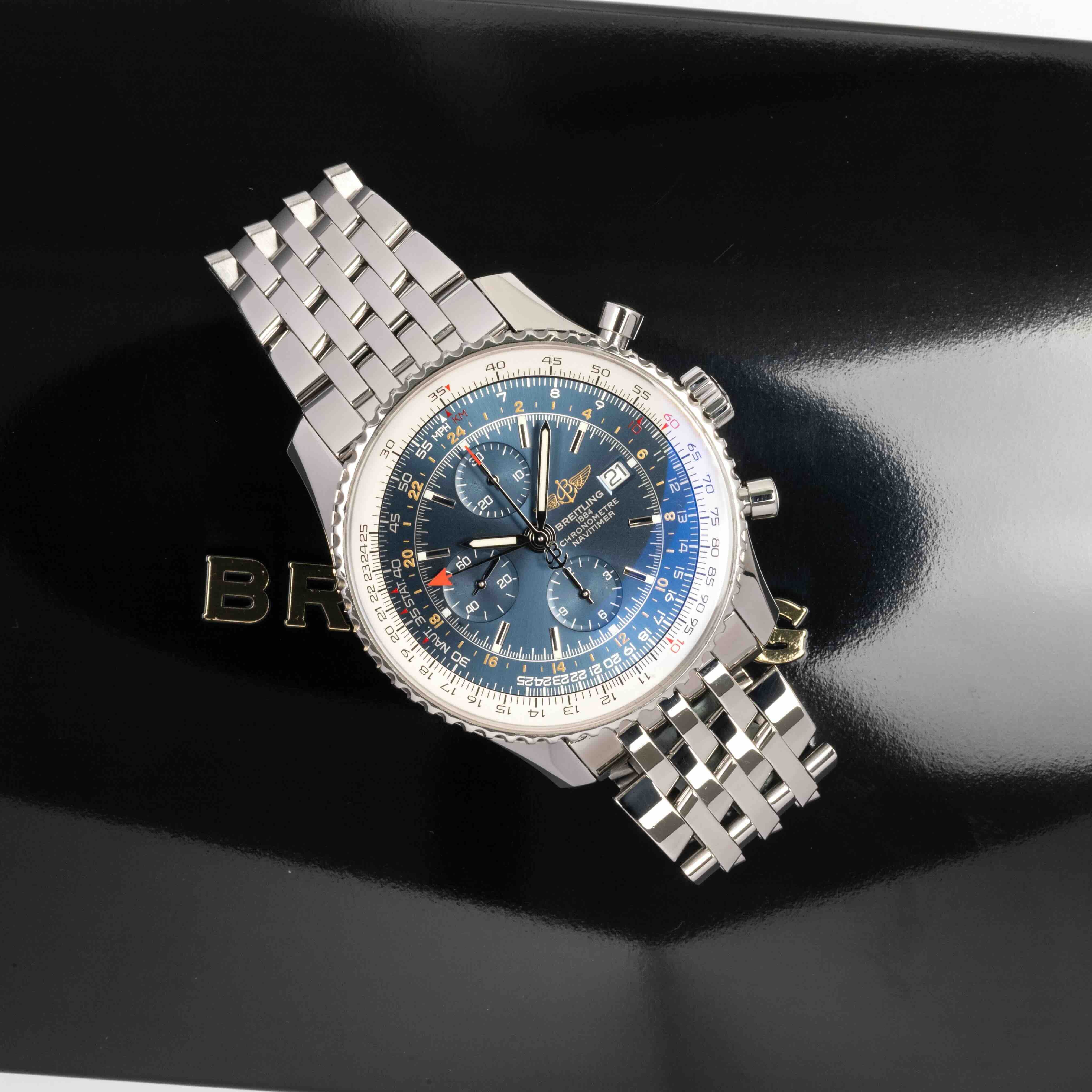 Breitling Navitimer Chronograph GMT 46 A24322 Thumbnail 7