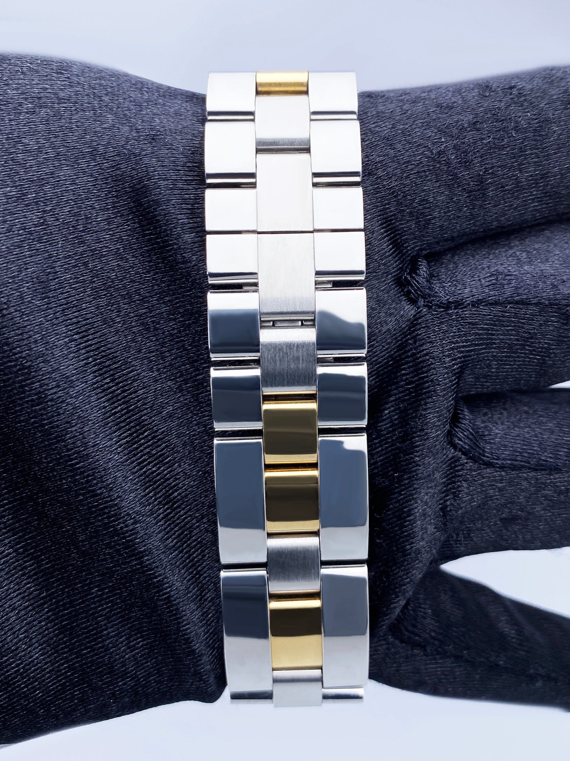 Cartier Roadster W62027Z1 Thumbnail 6