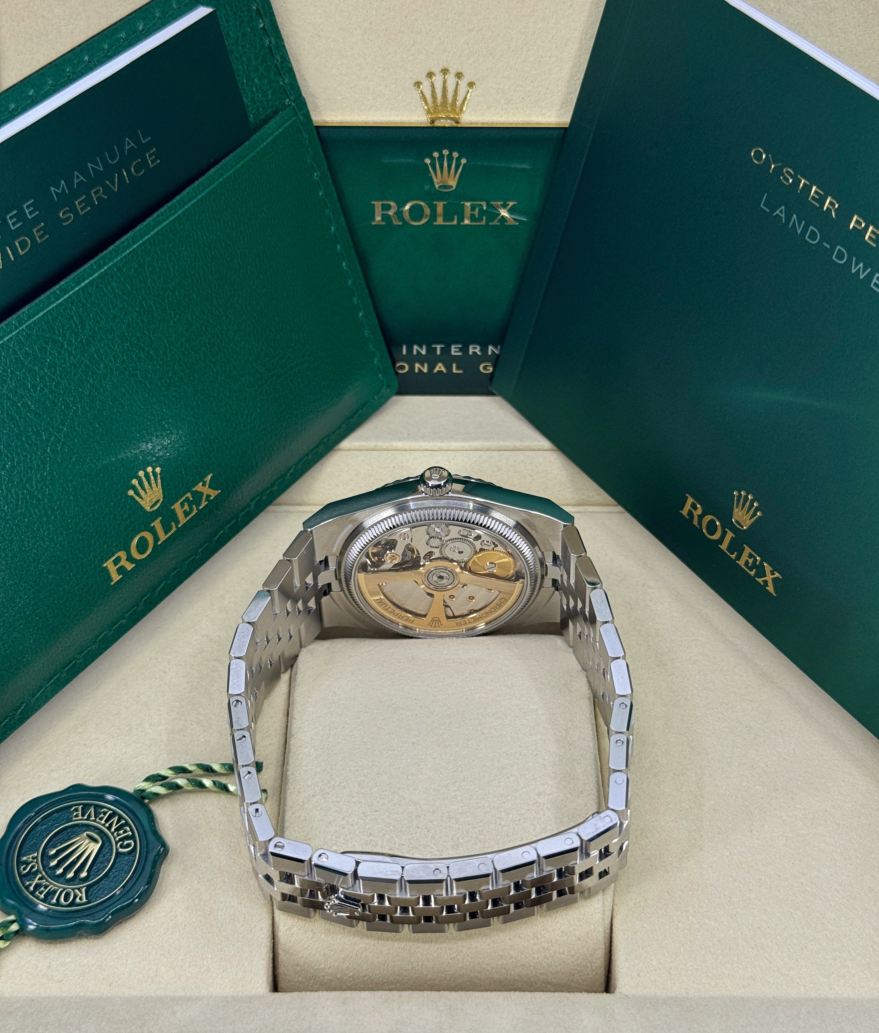 Rolex Land-Dweller 36 127234 Thumbnail 4