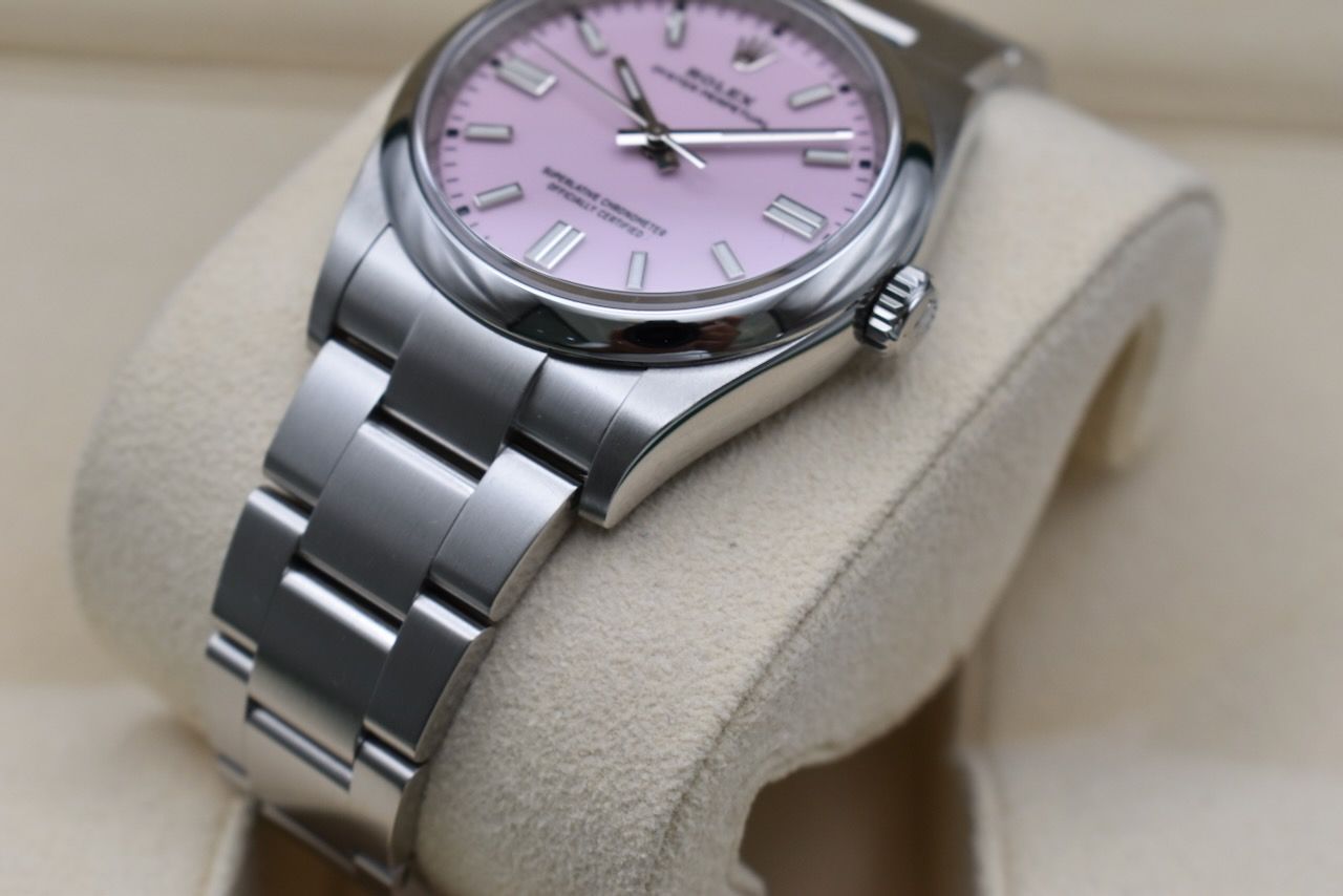 Rolex Oyster Perpetual 126000 Thumbnail 3