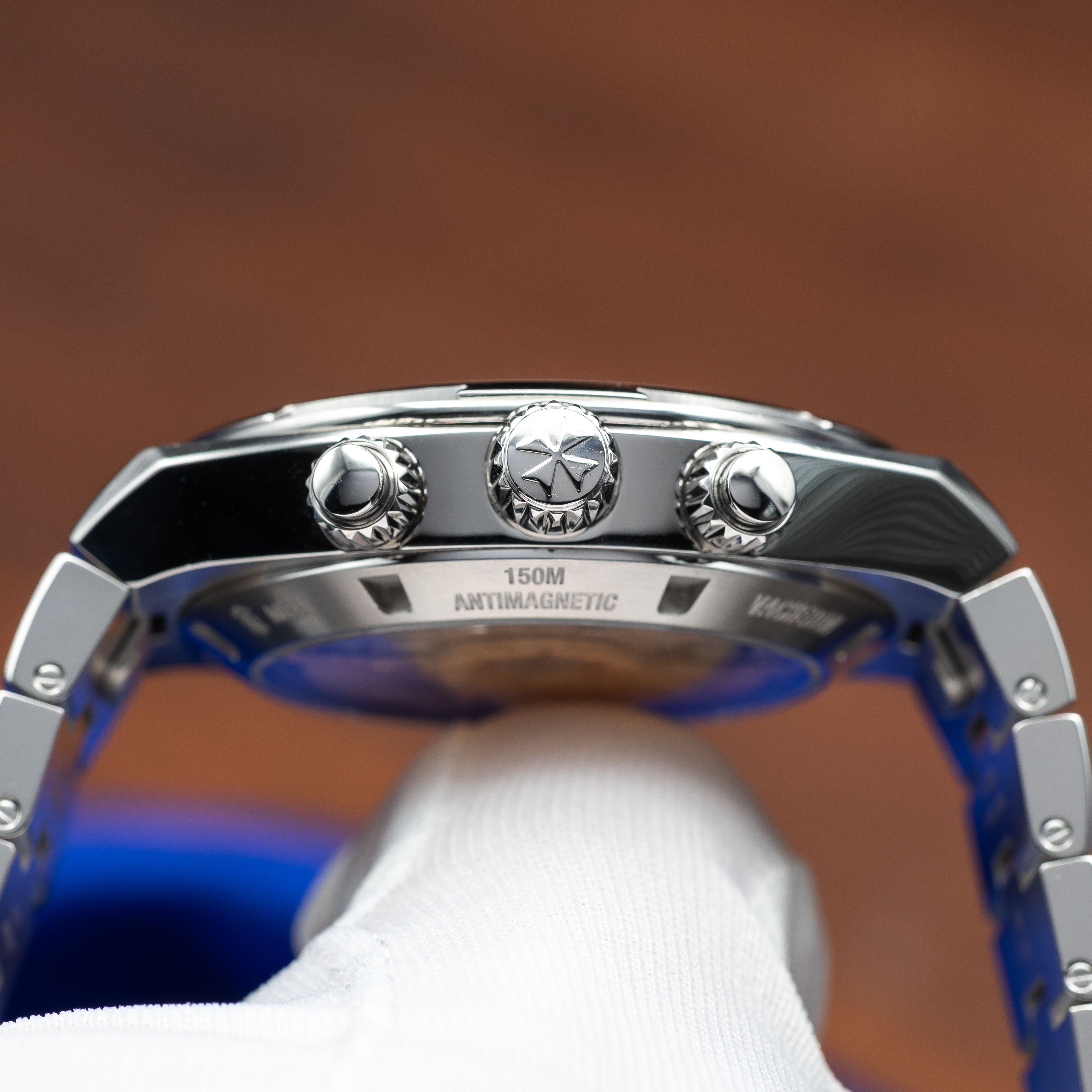 Vacheron Constantin Overseas 5520V/210A-B148 Thumbnail 2