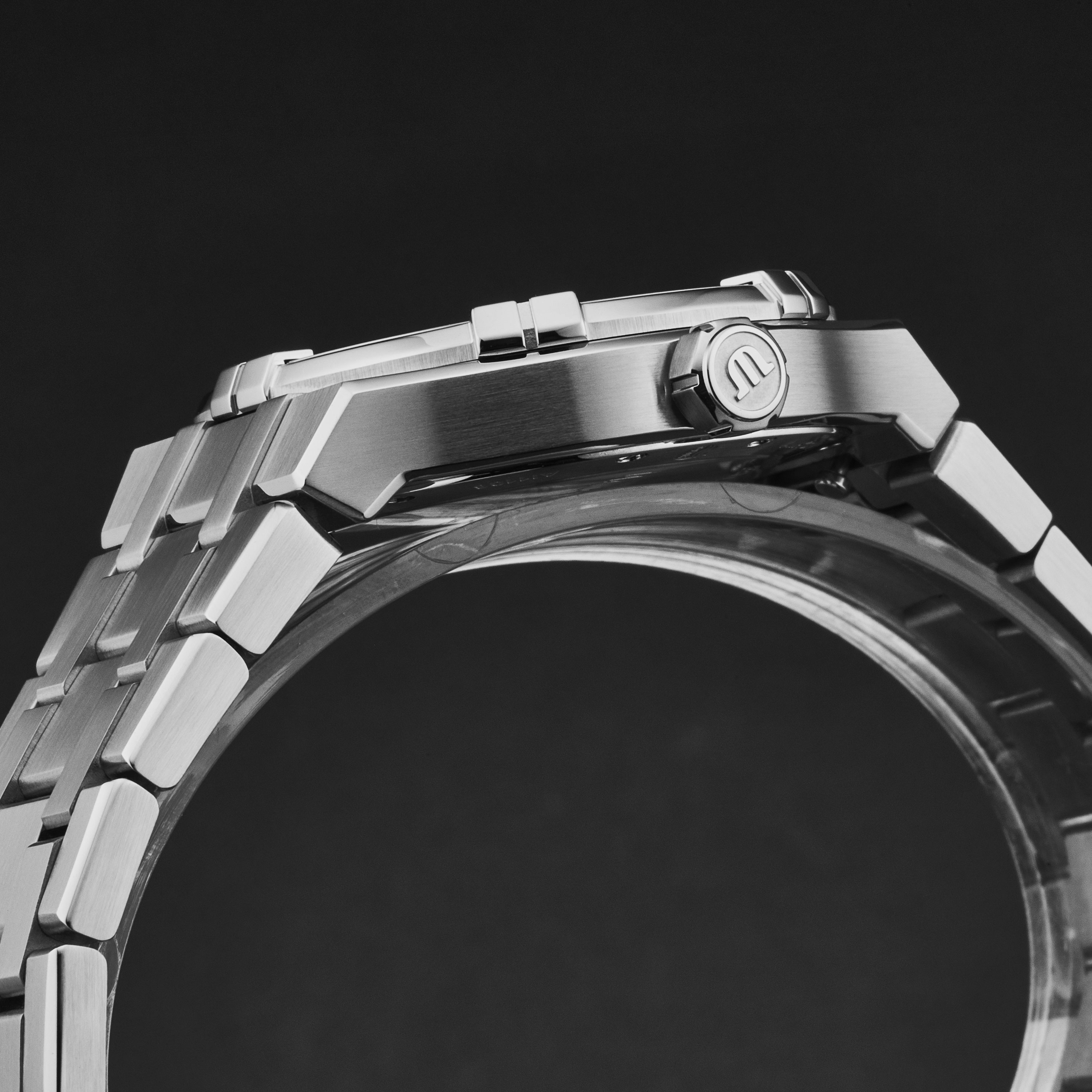 Maurice Lacroix Aikon AI1106-SS002-450-1 Thumbnail 3