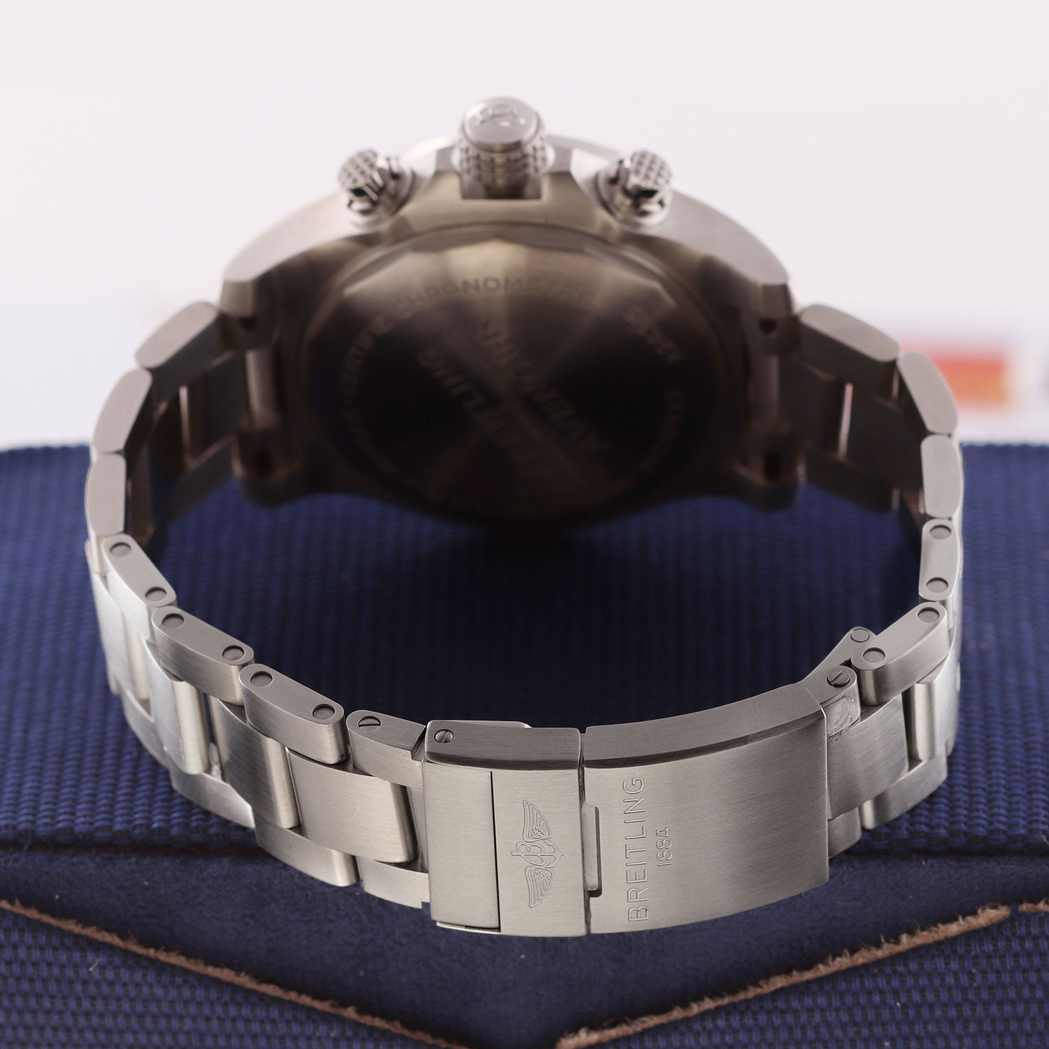 Breitling Avenger Chronograph 45 A24315 Thumbnail 4