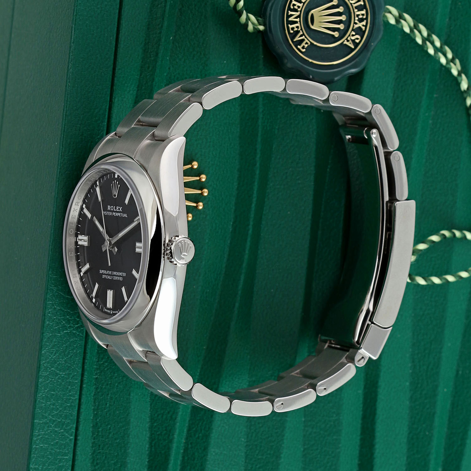 Rolex Oyster Perpetual 126000 Thumbnail 4