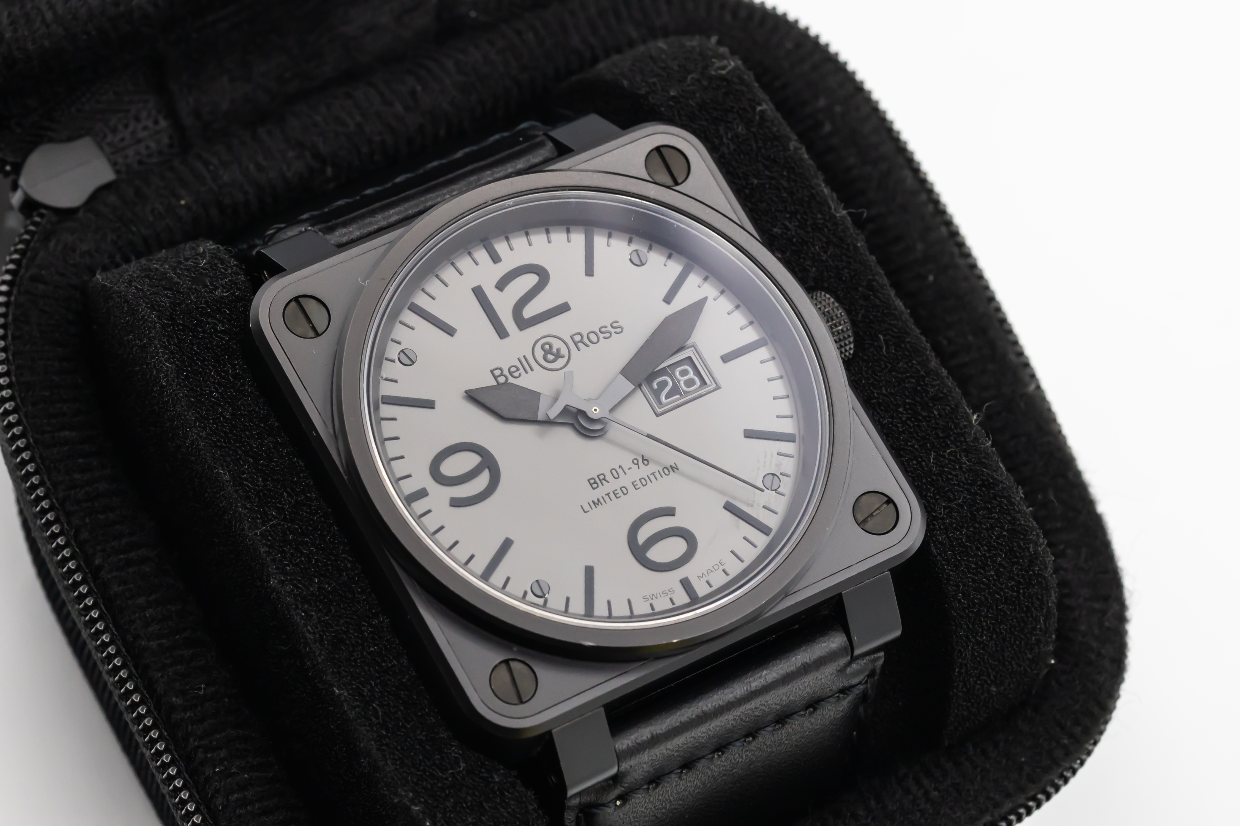 Bell and Ross BR01-96 Commando Thumbnail 5