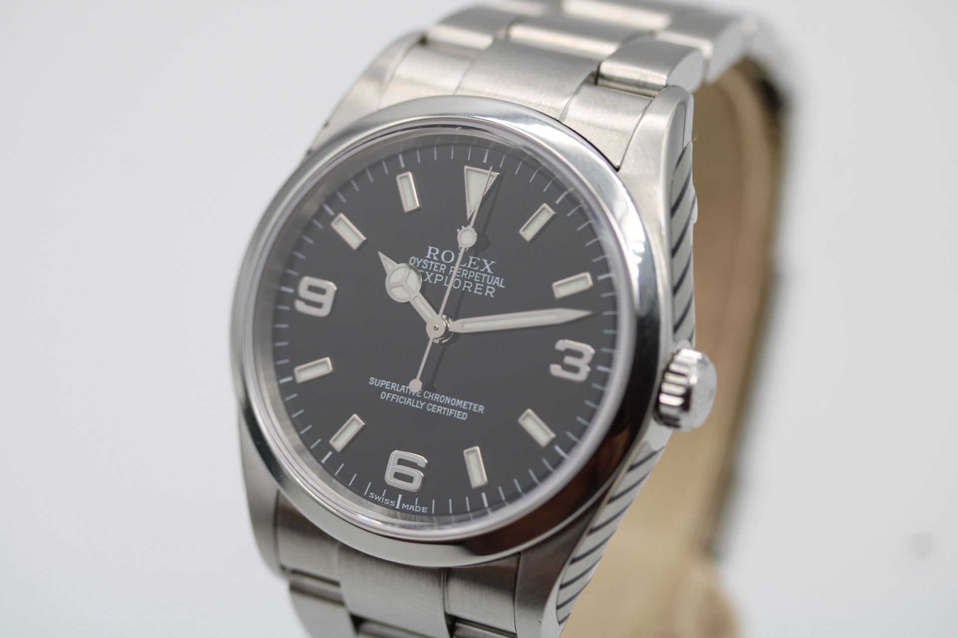 Rolex Explorer 114270 Thumbnail 2