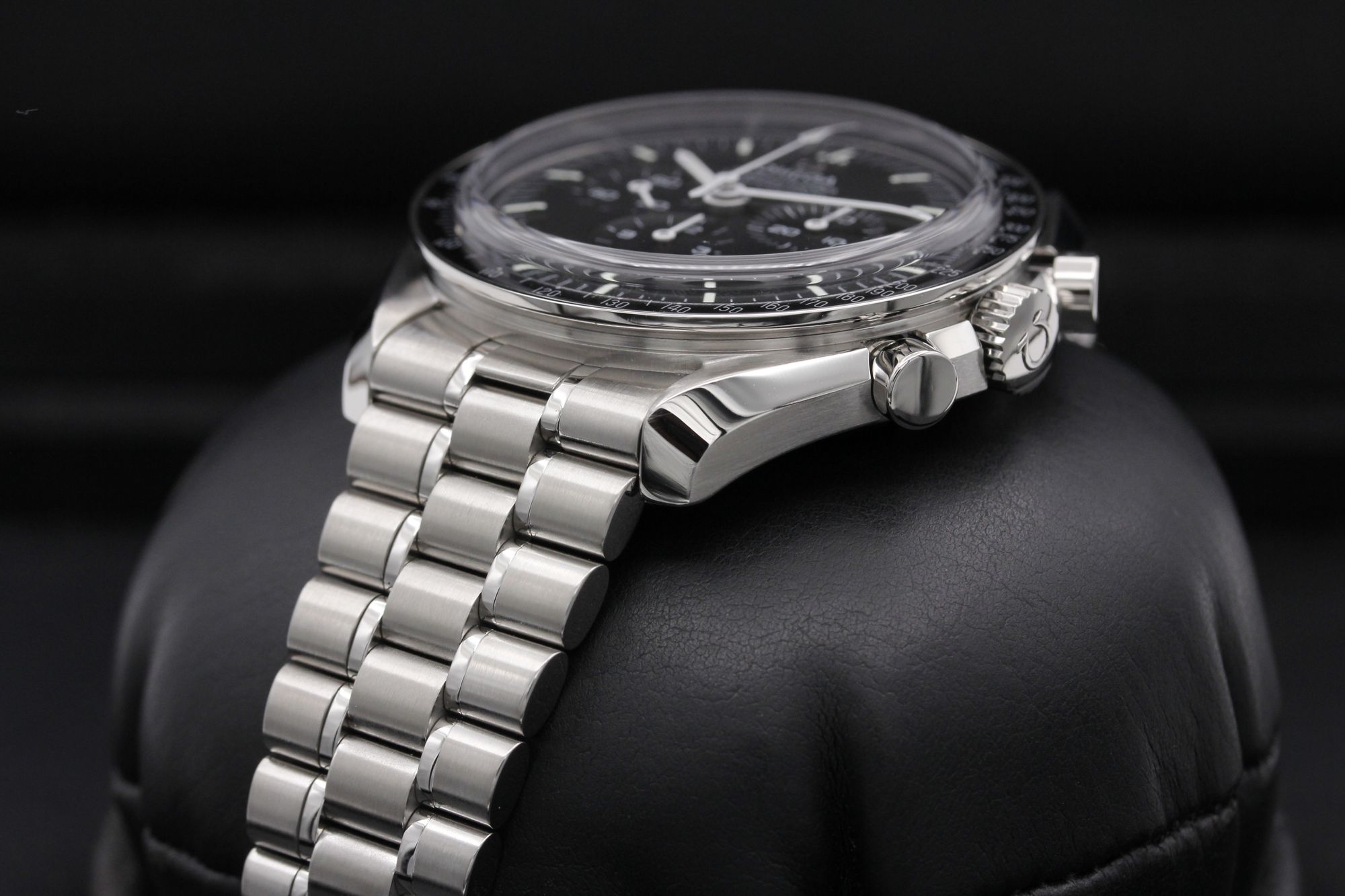 Omega Speedmaster Moonwatch Professional 310.30.42.50.01.002 Thumbnail 2