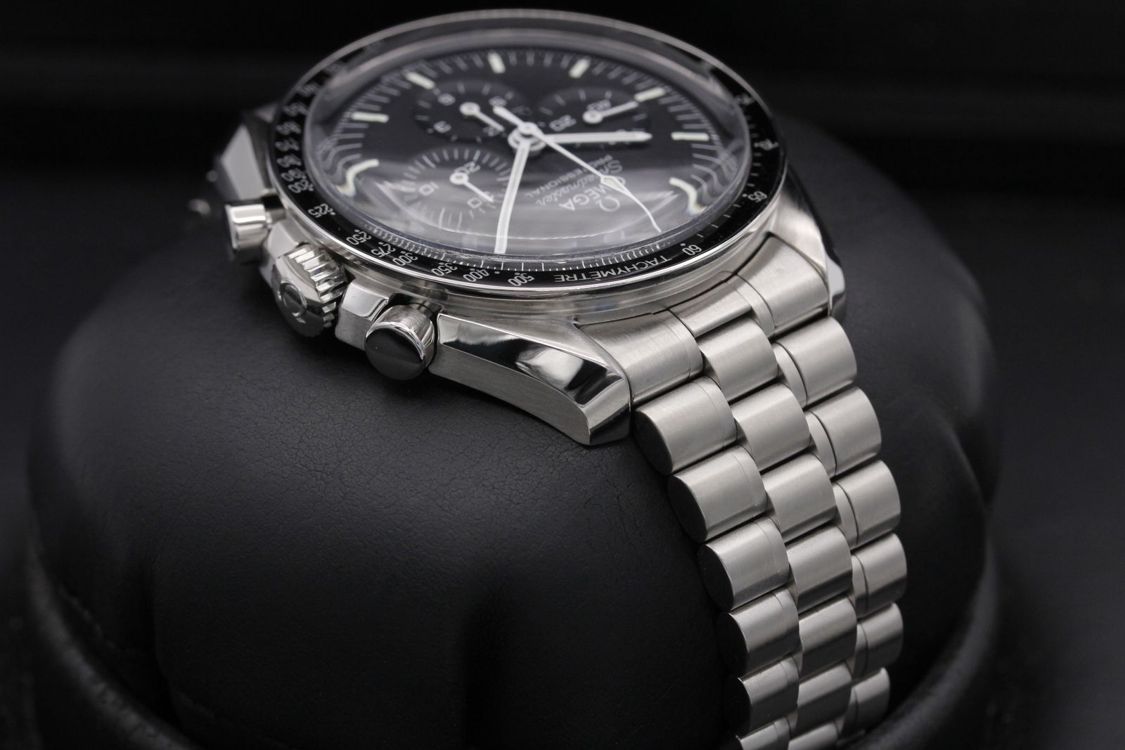 Omega Speedmaster Moonwatch Professional 310.30.42.50.01.001 Thumbnail 4