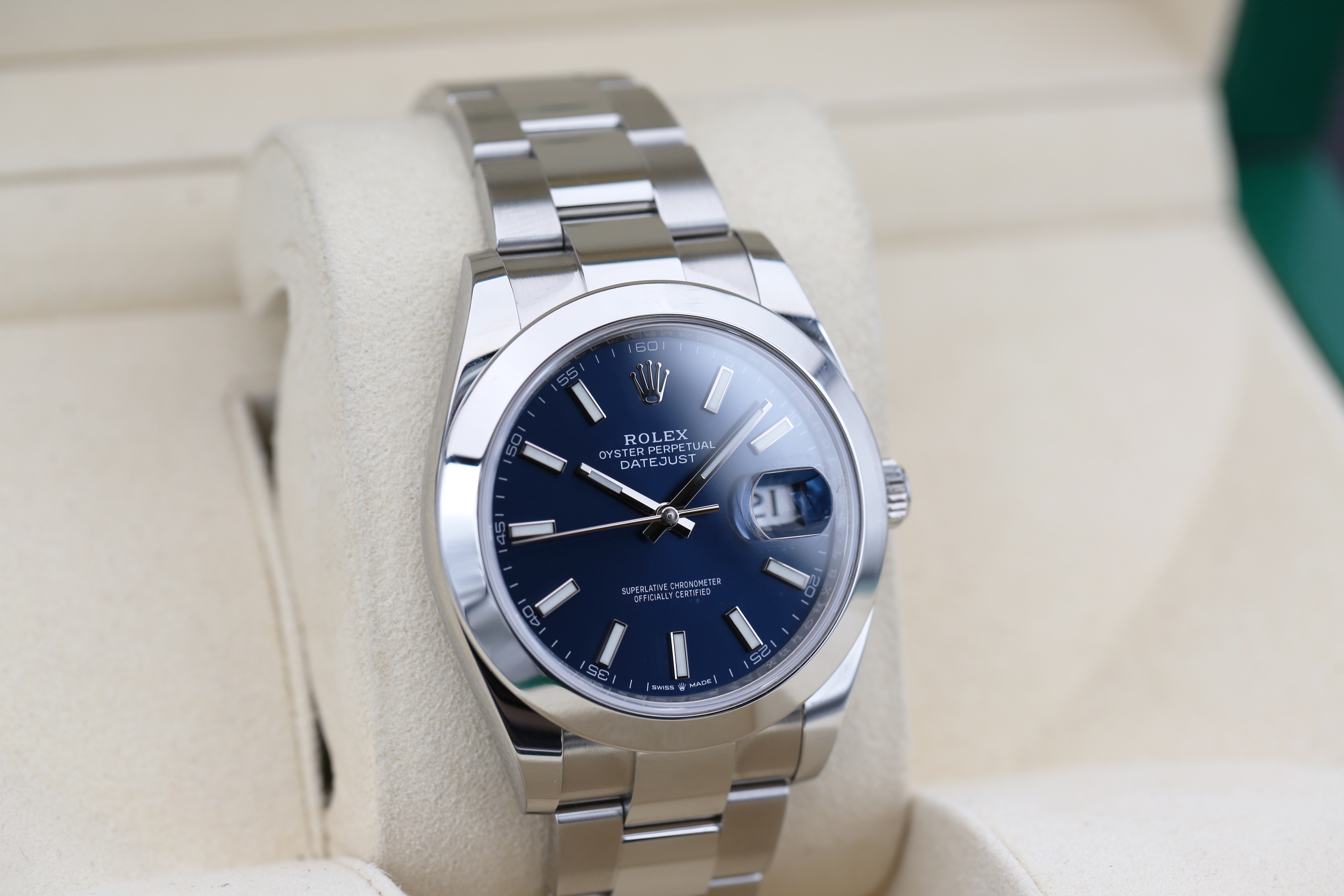Rolex Datejust 41 126300 Thumbnail 2