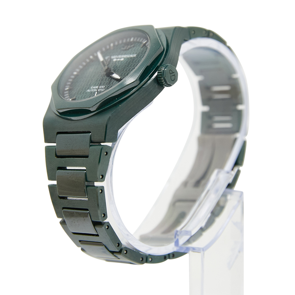 Girard Perregaux Laureato 81005-32-3080-1CX Thumbnail 3