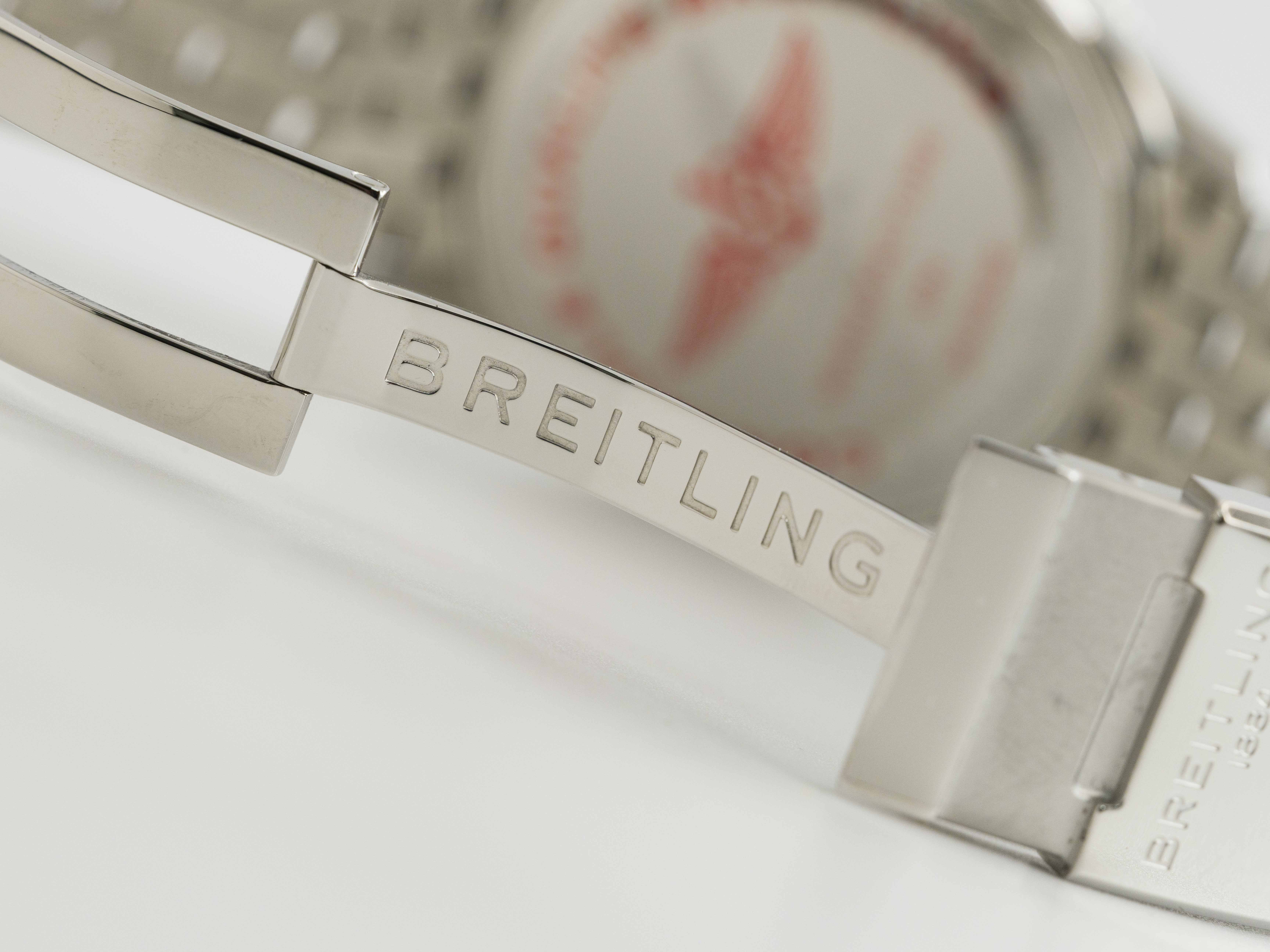 Breitling Navitimer Automatic 41 A17326 Thumbnail 4