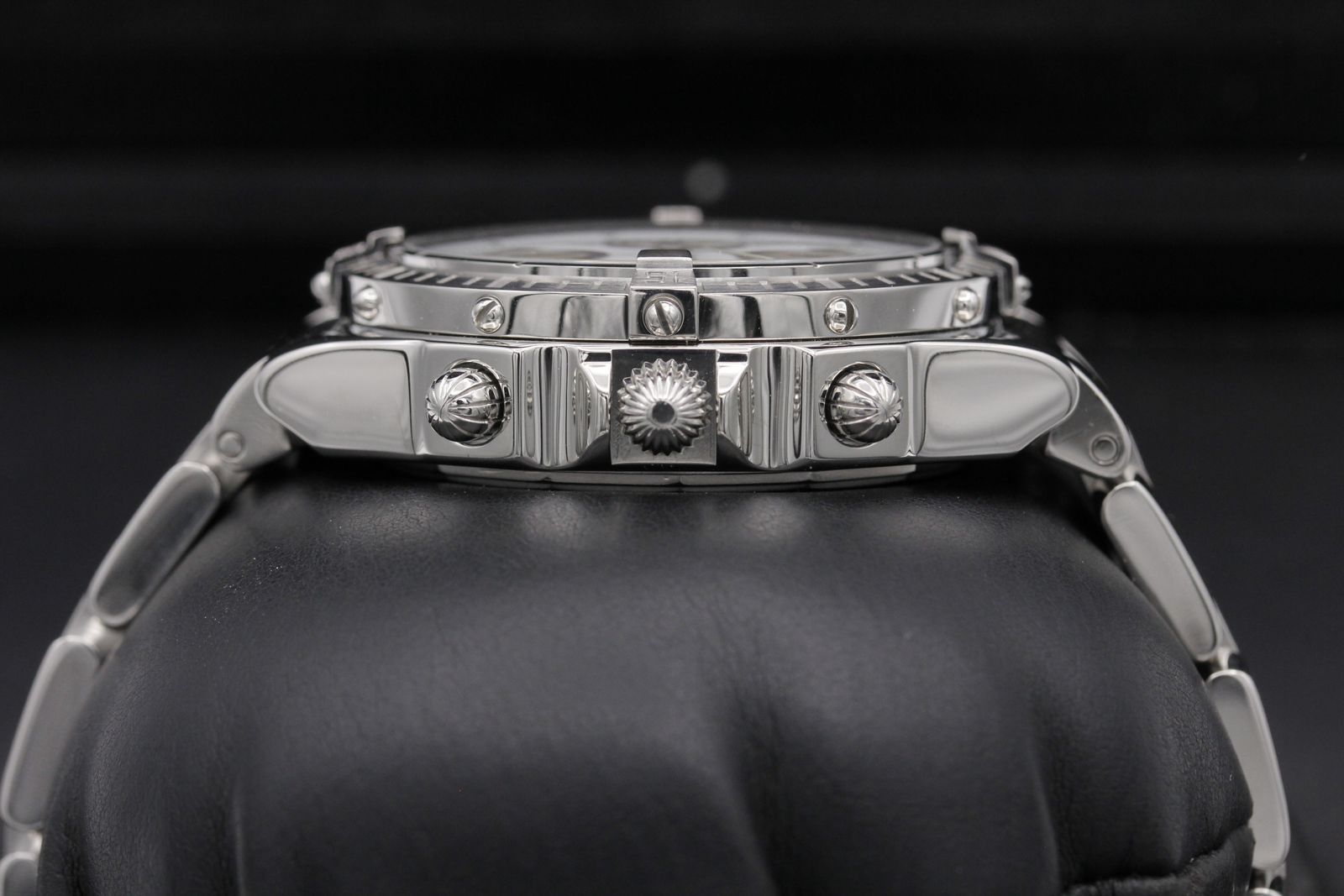 Breitling Chronomat A13352 Thumbnail 3