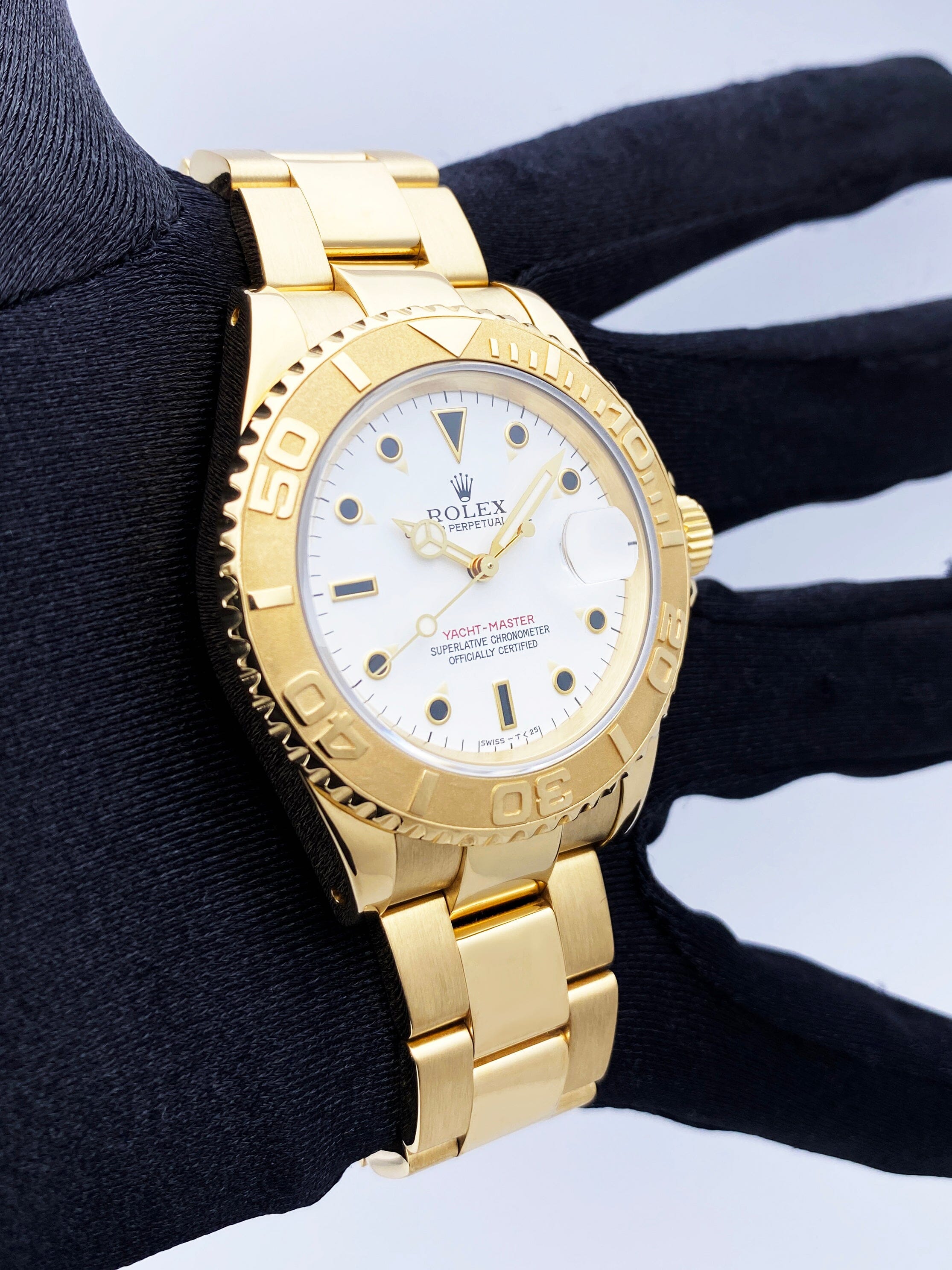 Rolex Yacht-Master 16628 Thumbnail 3