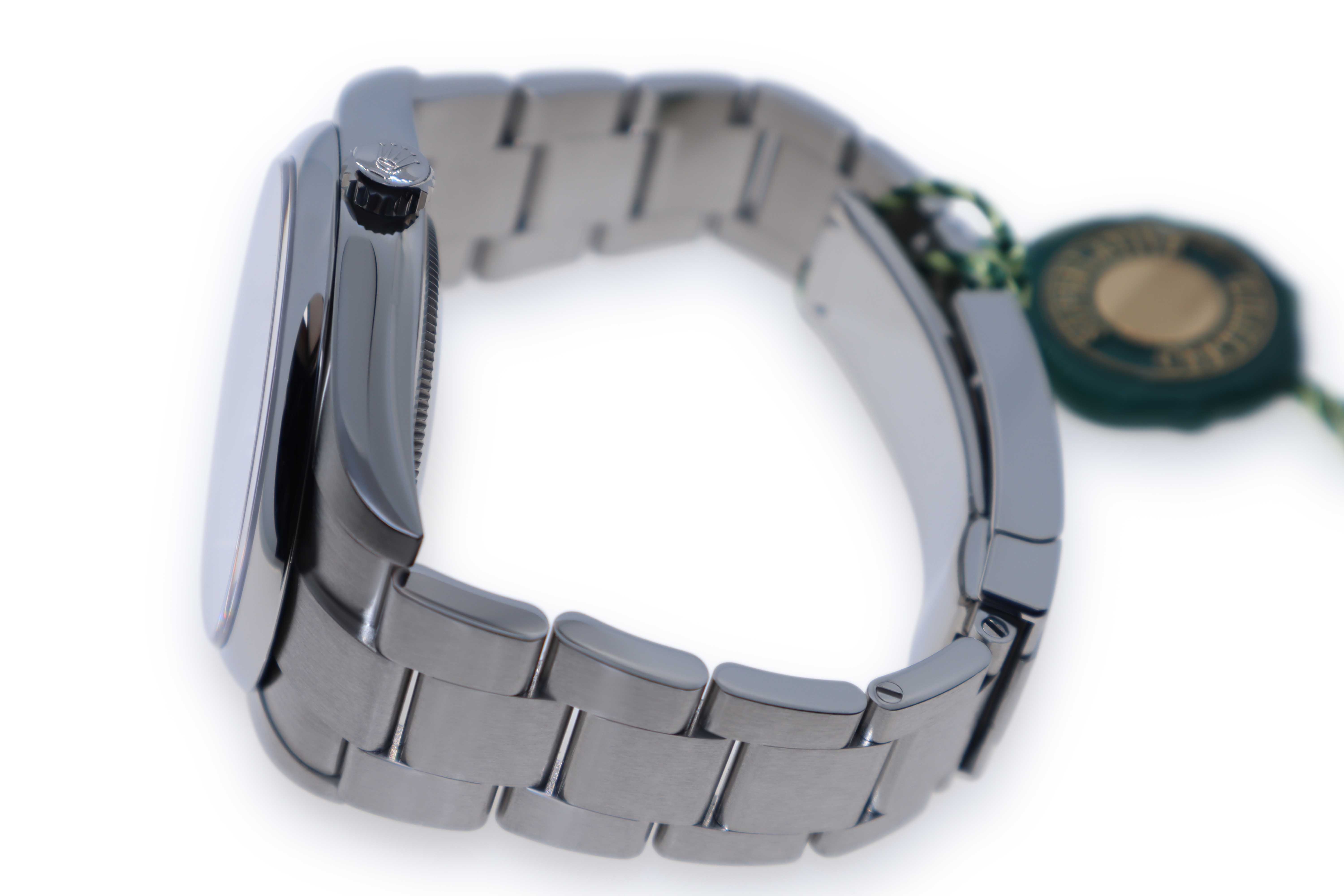 Rolex Oyster Perpetual 124300 Thumbnail 2