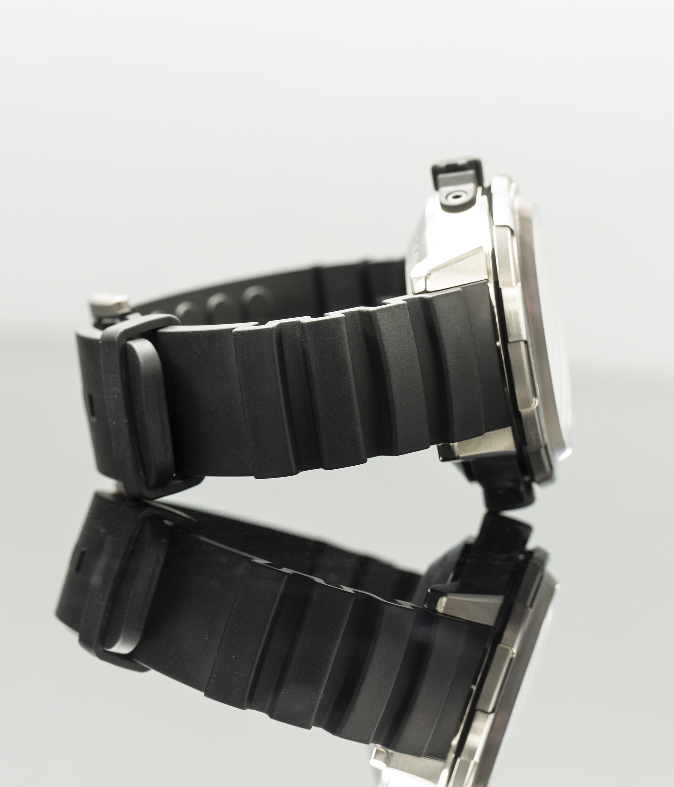 IWC Aquatimer IW358002 Thumbnail 2