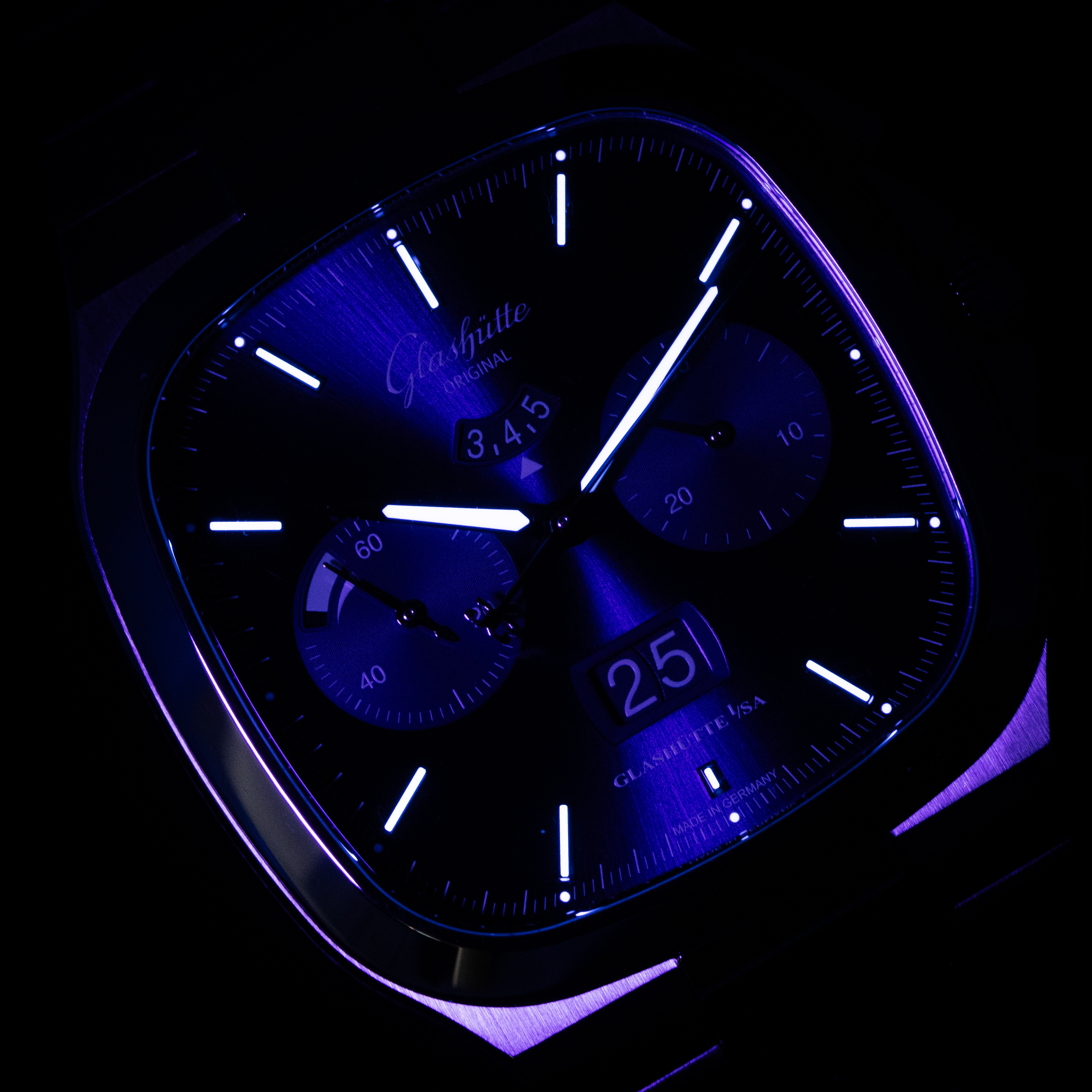 Glashutte Original Seventies Panorama Date 1-37-02-08-02-70 Thumbnail 4