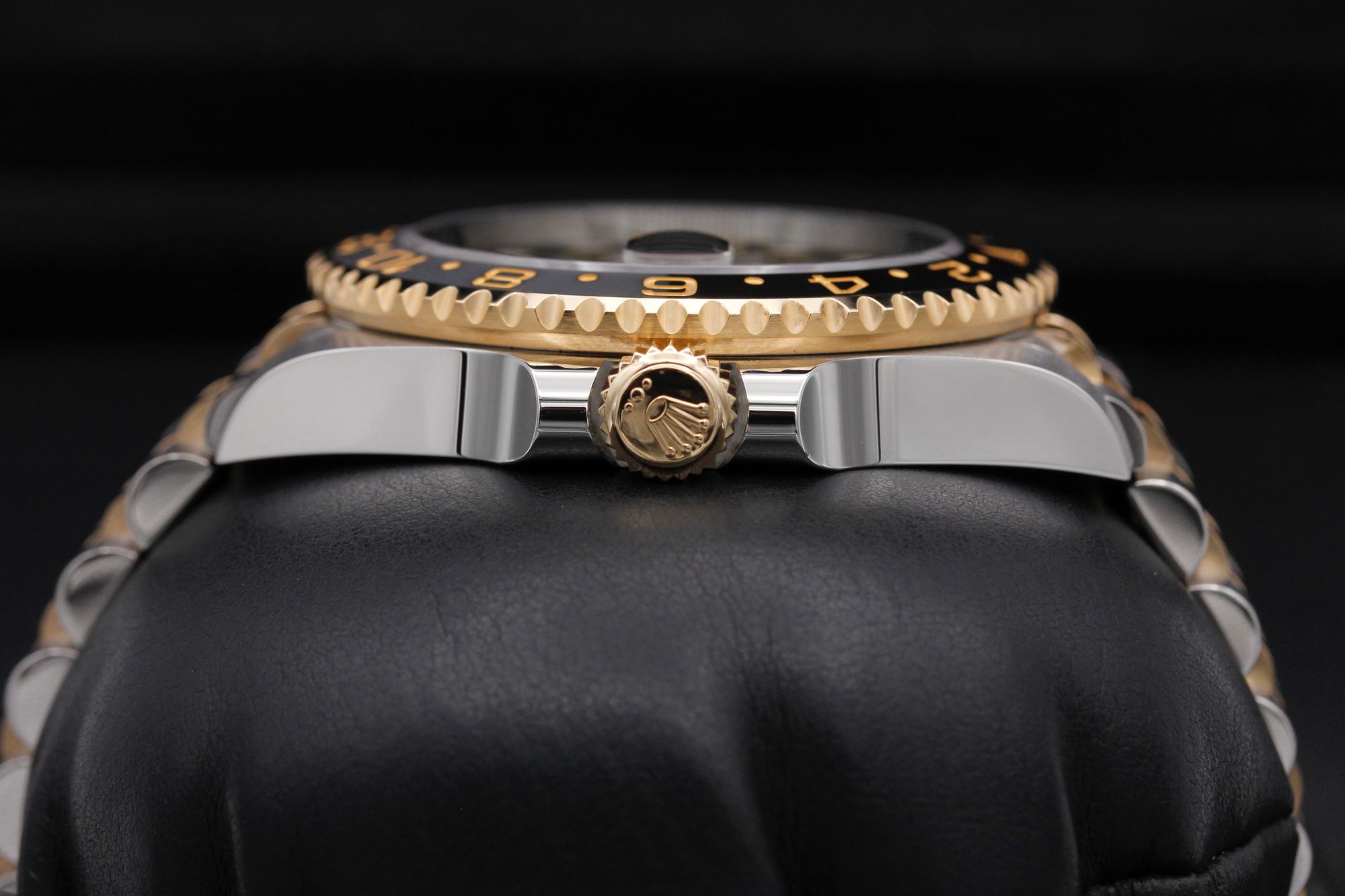 Rolex GMT Master II 126713 GRNR Thumbnail 3